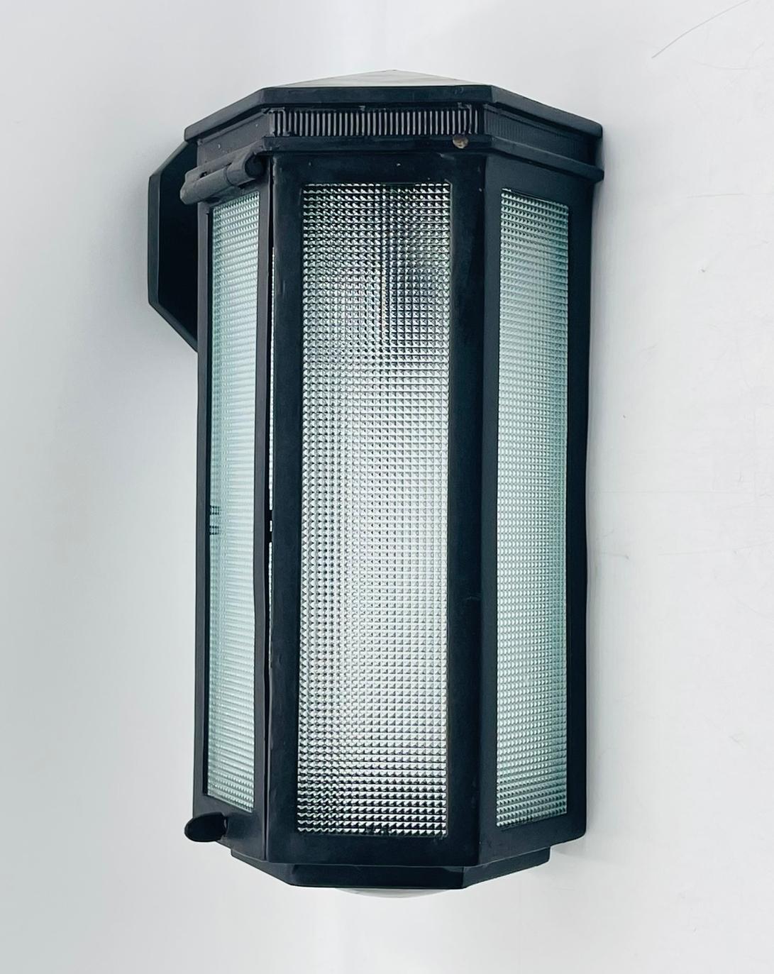American Hexagonal Wrought Iron Wall Sconce by Steven Handelman Studios, 2001 For Sale