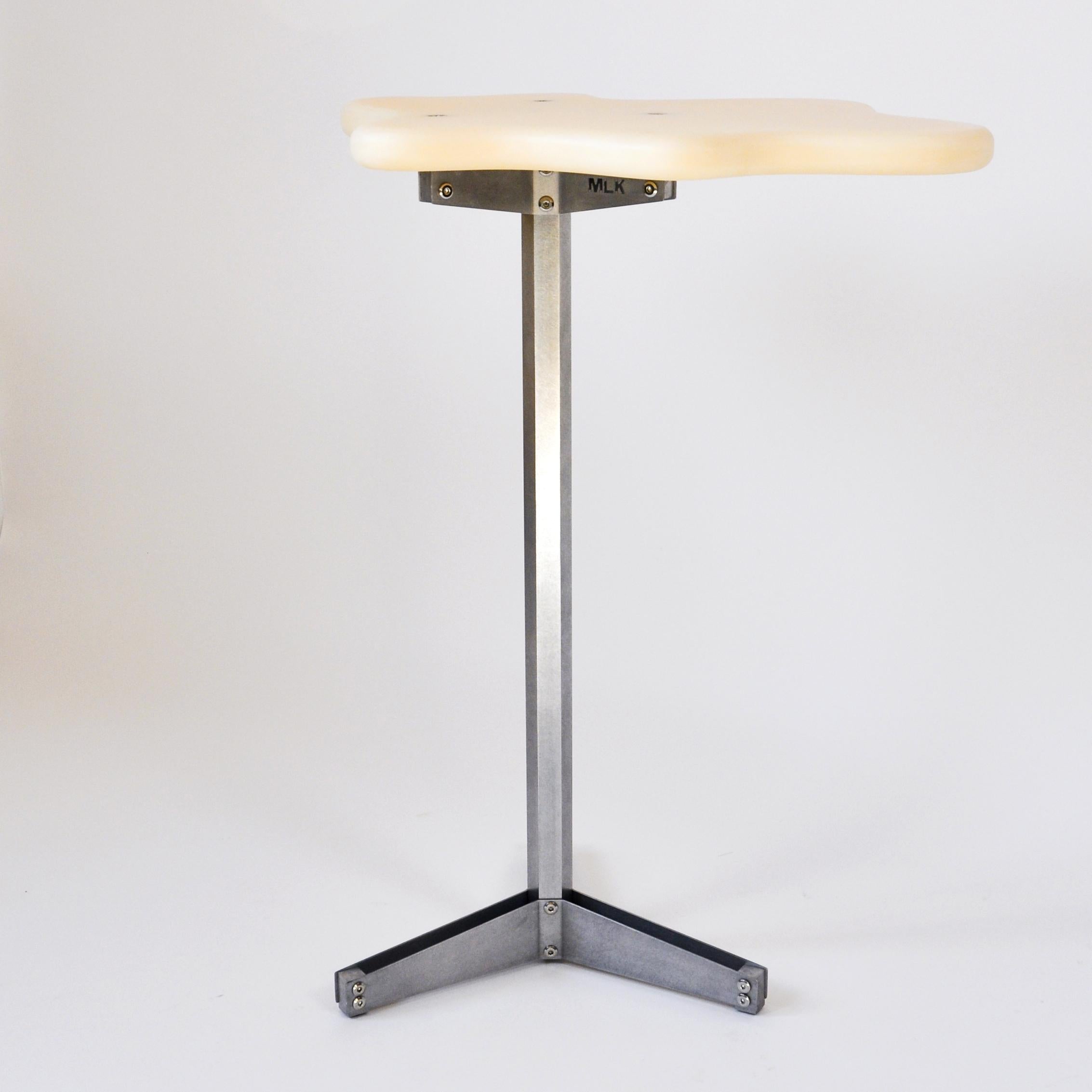 Table Hexcurve de MLK Furniture en vente 2