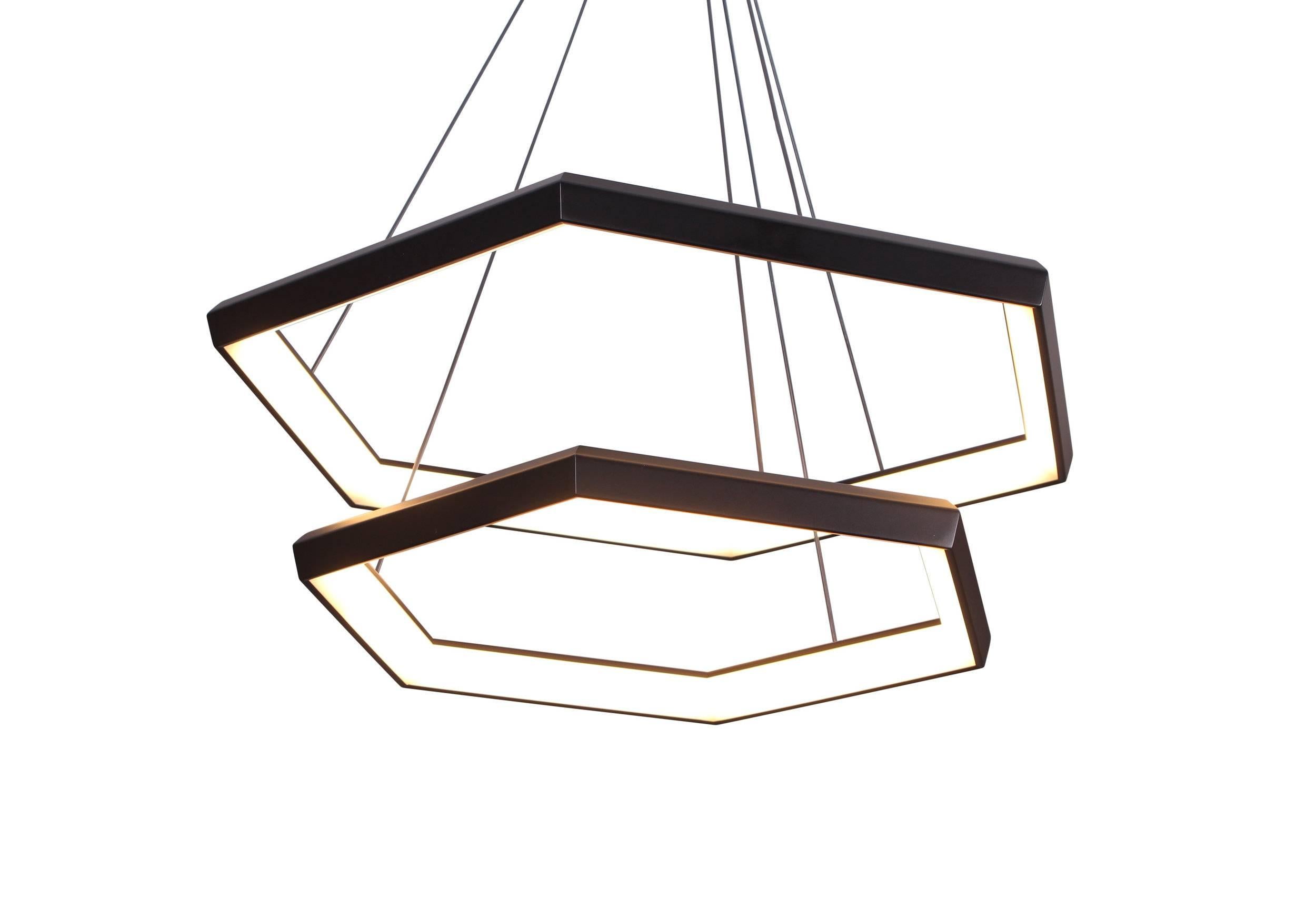 Hexia Cascade HXC28-2 is a streamlined and versatile line featuring the simple and balanced geometry of a convex hexagon. This fixture is composed of one HEXIA tier effortlessly suspended above the other.

Metal finish
Powder-coat finish available