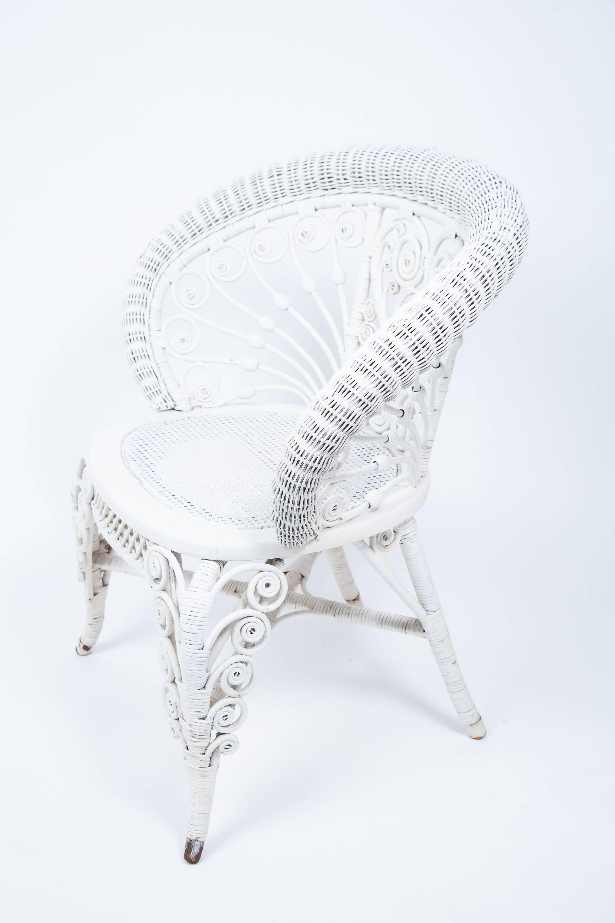 20th Century Heywood Company Victorian White Wicker Parlour Armchair Set For Sale