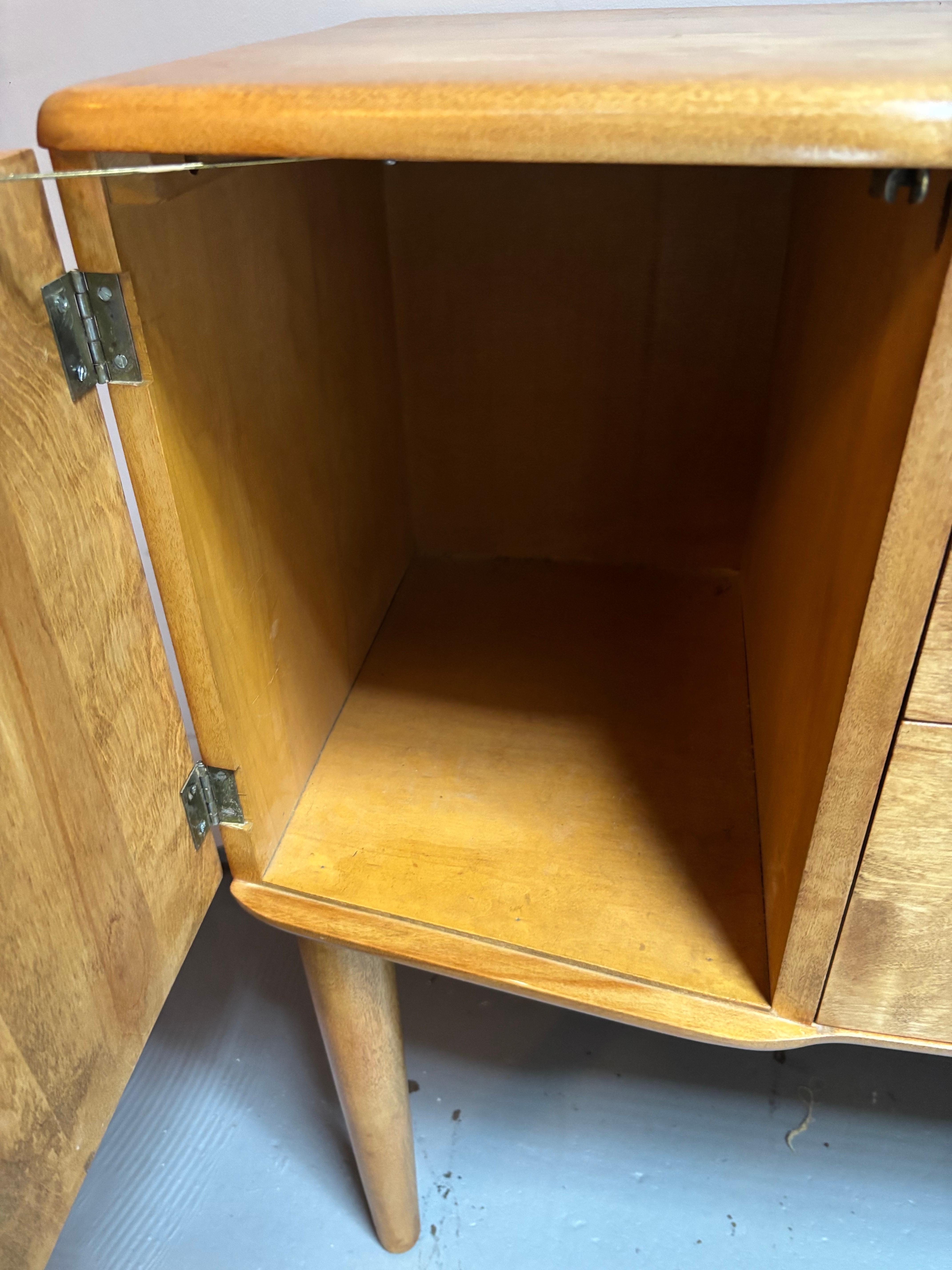 Buffet Heywood Wakefield anni '30 in vendita 3