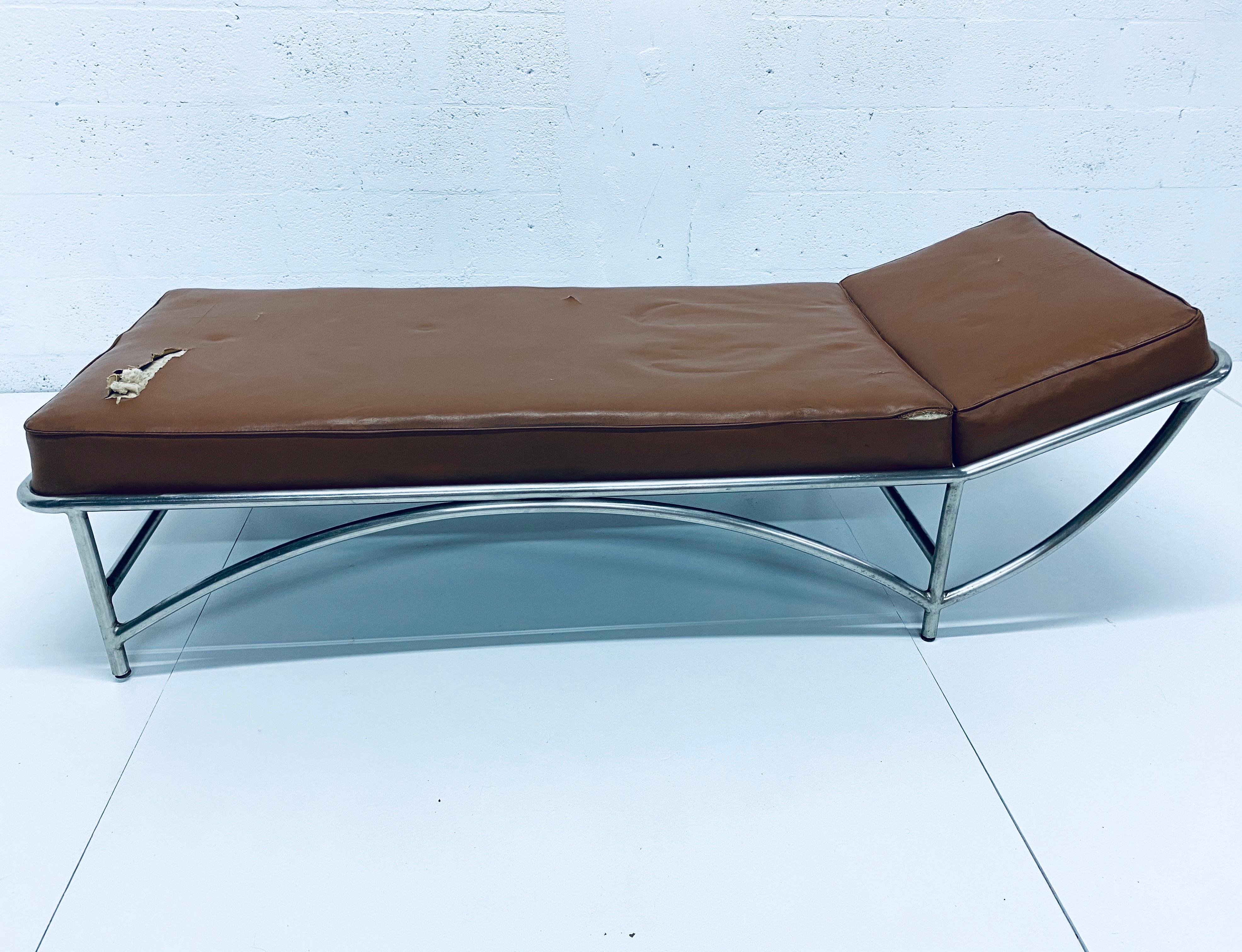 American Heywood Wakefield Art Deco Revival Tubular Steel Chaise Lounge, Daybed