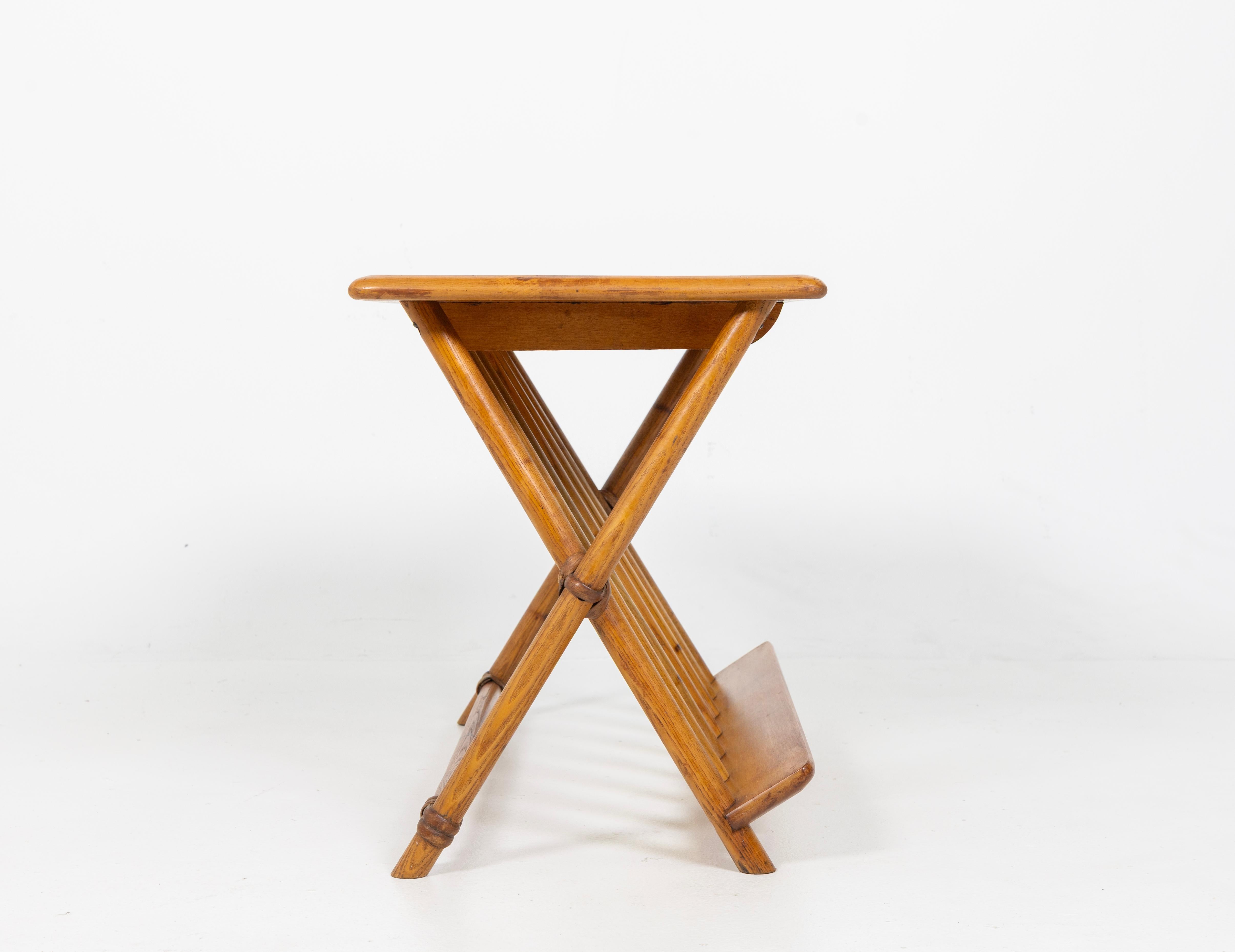 Table d'appoint Heywood Wakefield, prête pour un nouveau foyer.