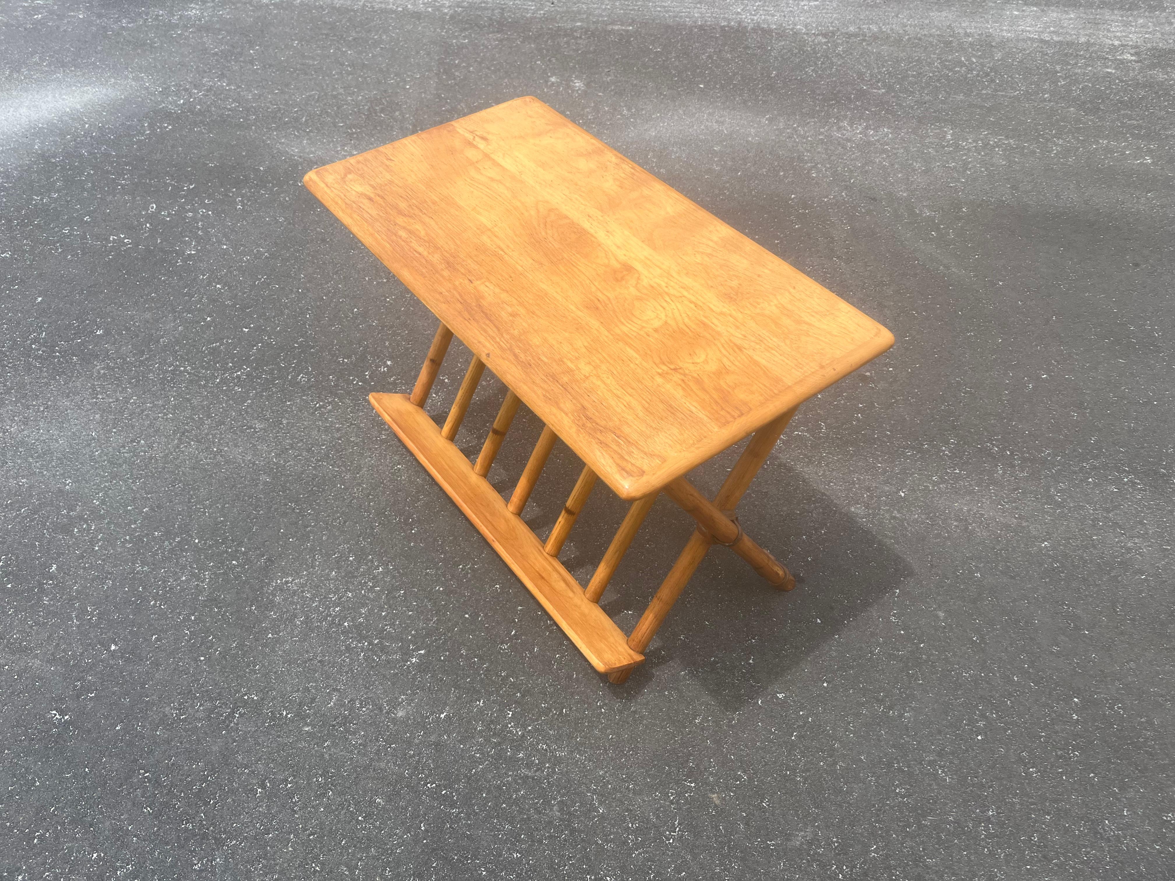 Heywood Wakefield table d'appoint style bambou, porte-revues en vente 1