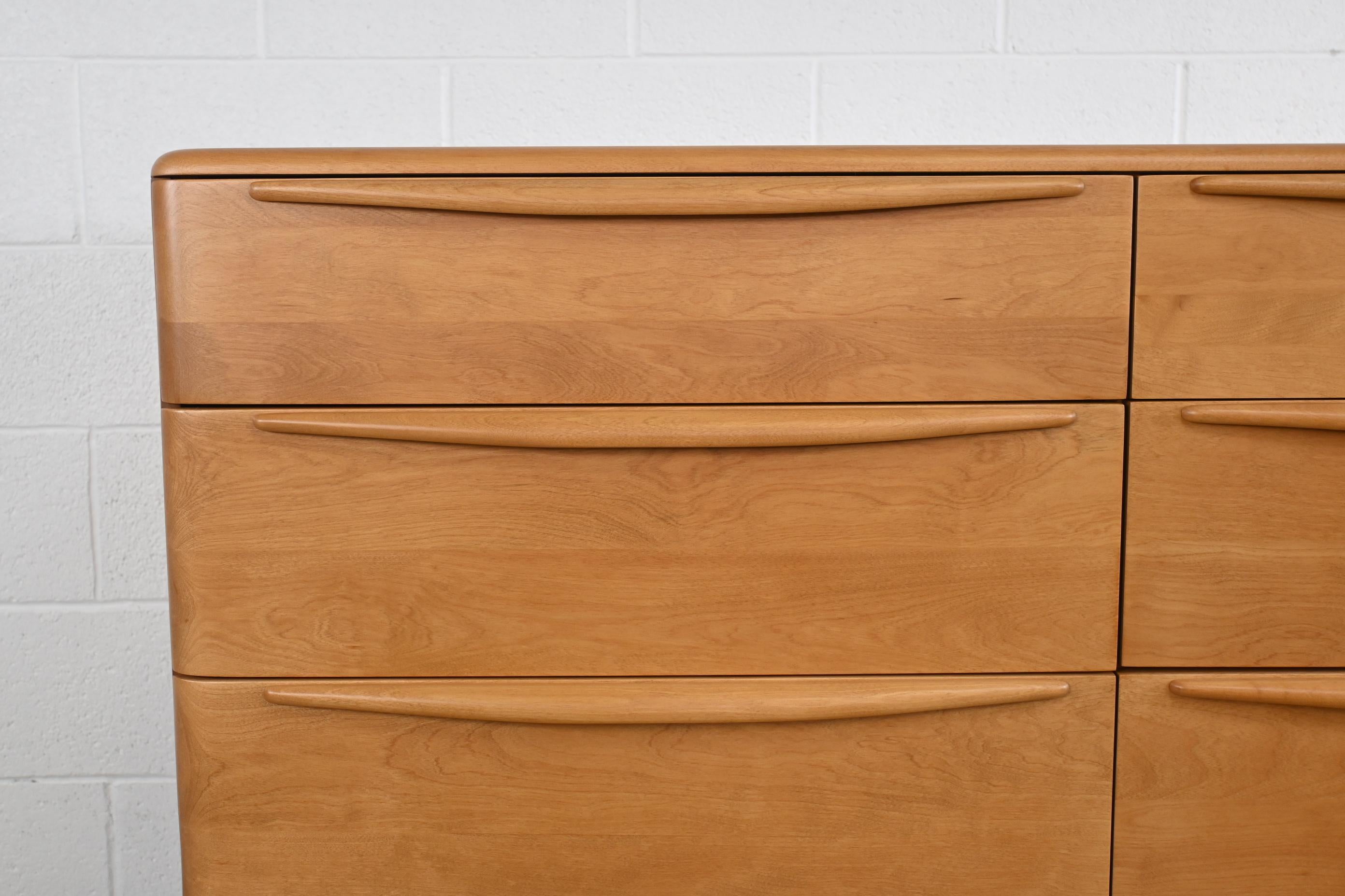 Lacquered Heywood Wakefield Encore Mid-Century Modern Dresser