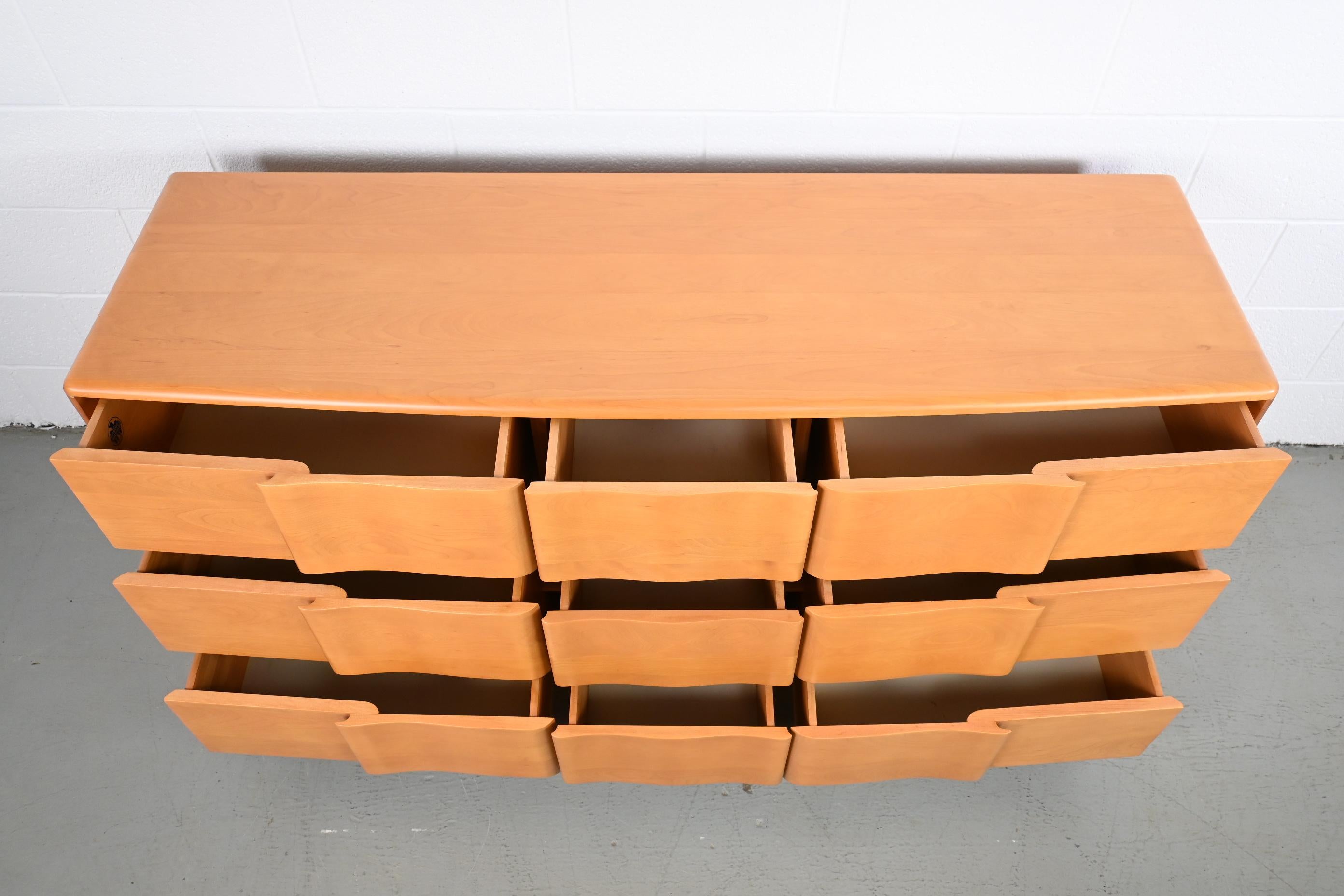 Heywood Wakefield Furniture Sculptra Nine Drawer Dresser 5