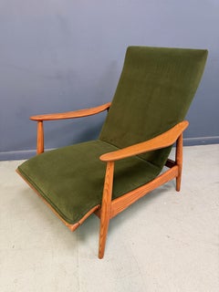 Fauteuil de salon à dossier haut Heywood-Wakefield, structure en chêne sculpté, tissu couleur olive, années 1960