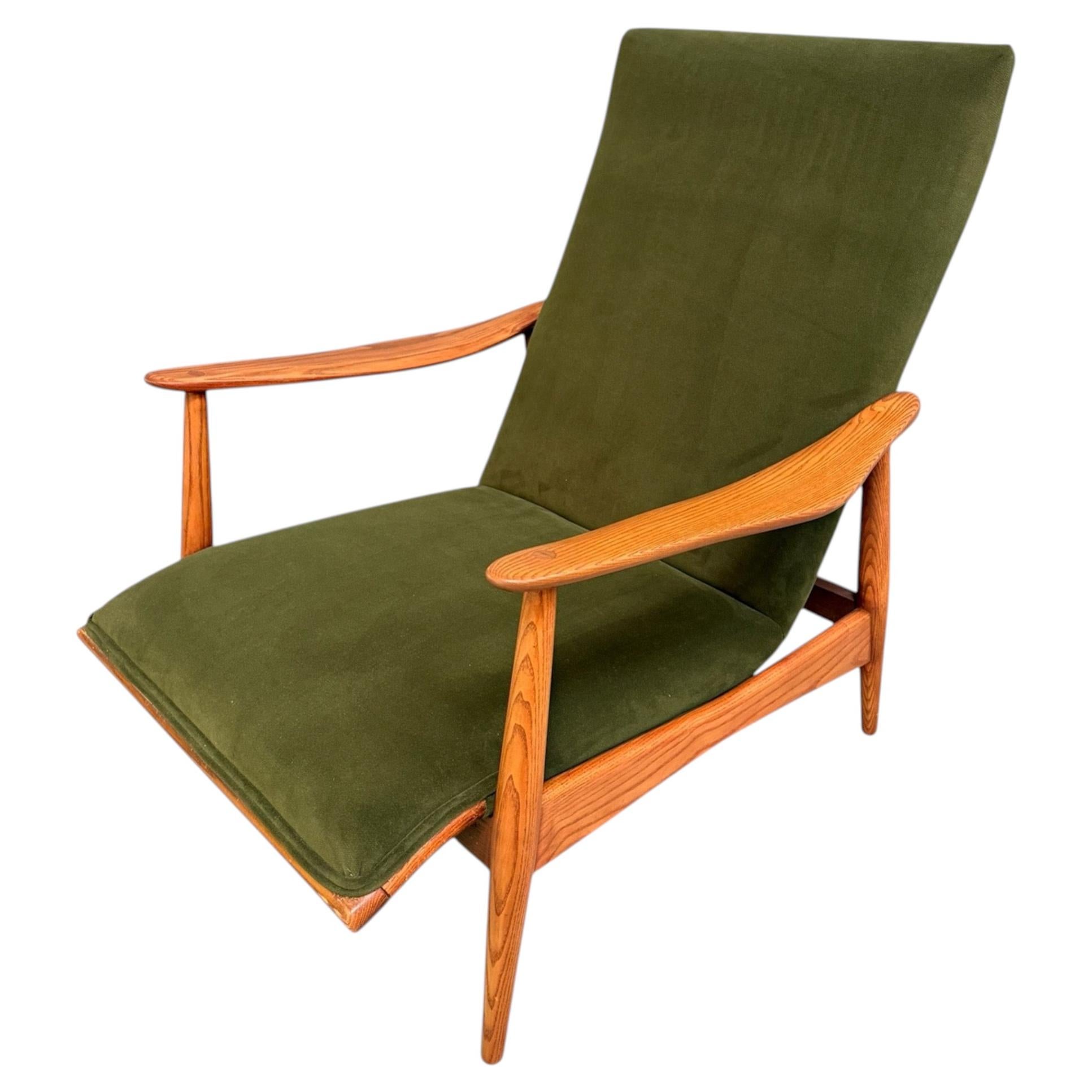 Heywood-Wakefield High-Back Lounge Chair, Sculpted Oak Frame, Olive Fabric 1960s