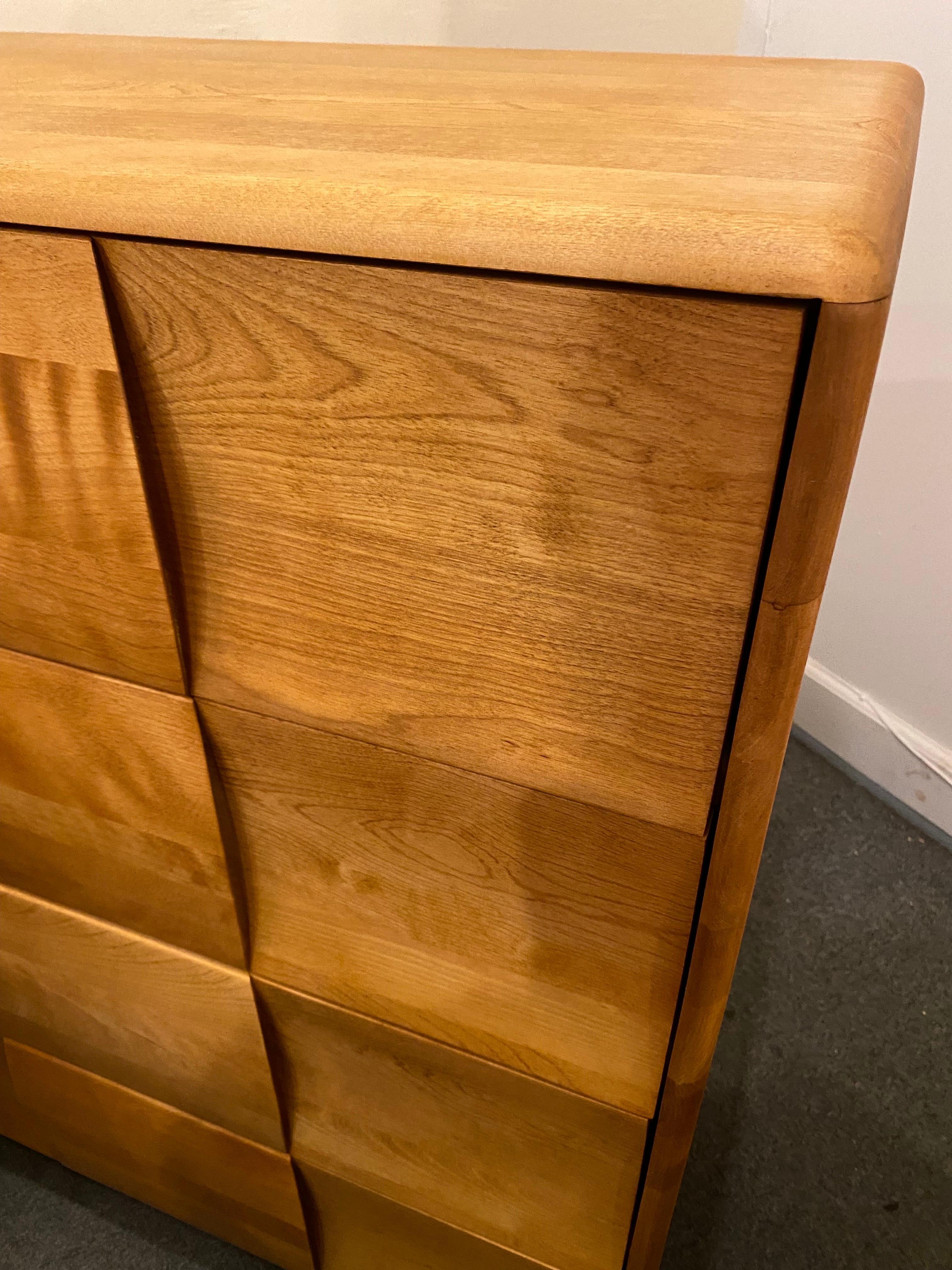 Heywood Wakefield Kohinoor 4 Drawer Dresser In Good Condition In Philadelphia, PA