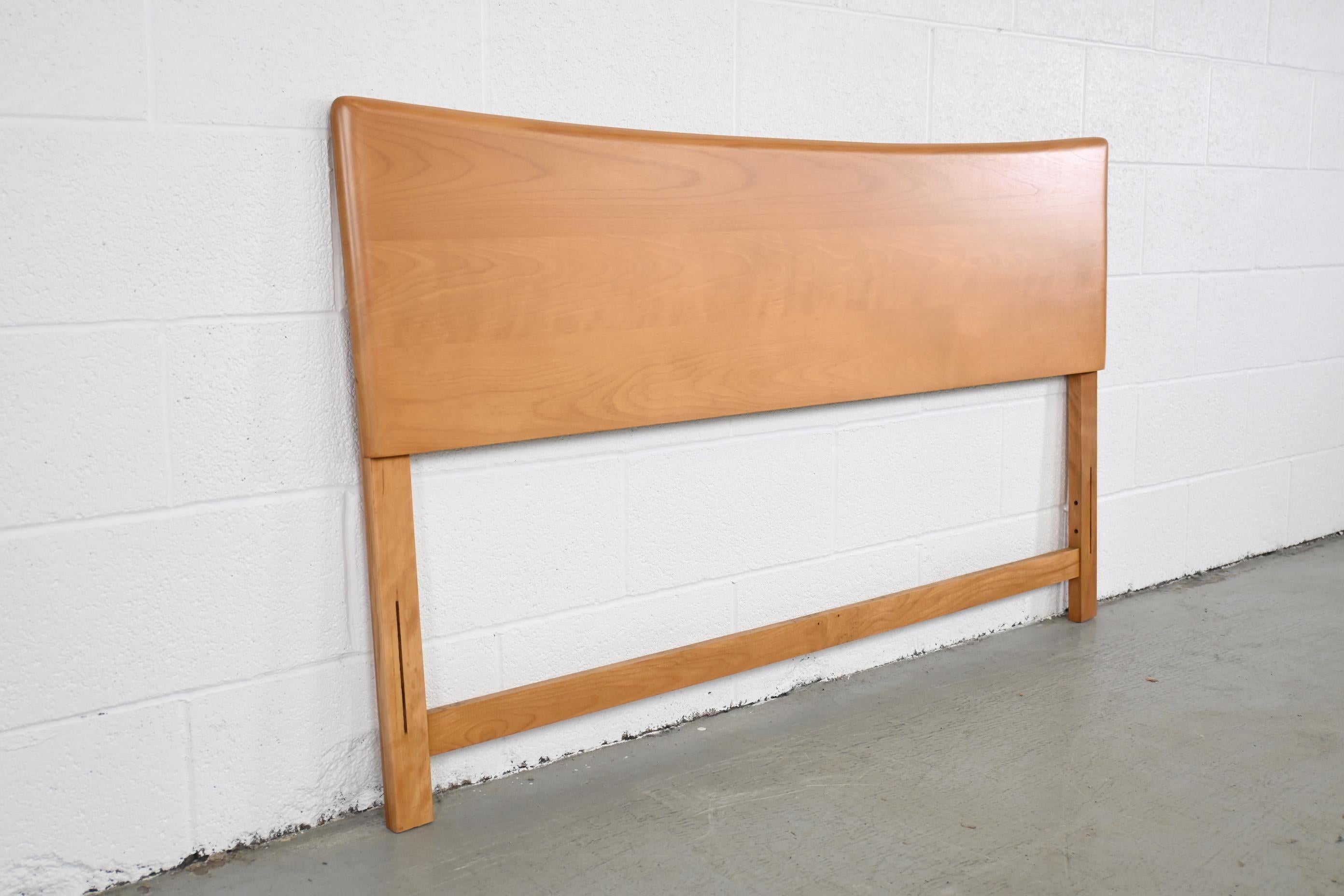 Lacquered Heywood-Wakefield Kohinoor Full/Queen Headboard, Newly Refinished For Sale