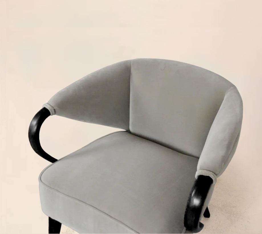 Heywood-Wakefield M568C Club Chairs, Pair In Good Condition For Sale In Dallas, TX