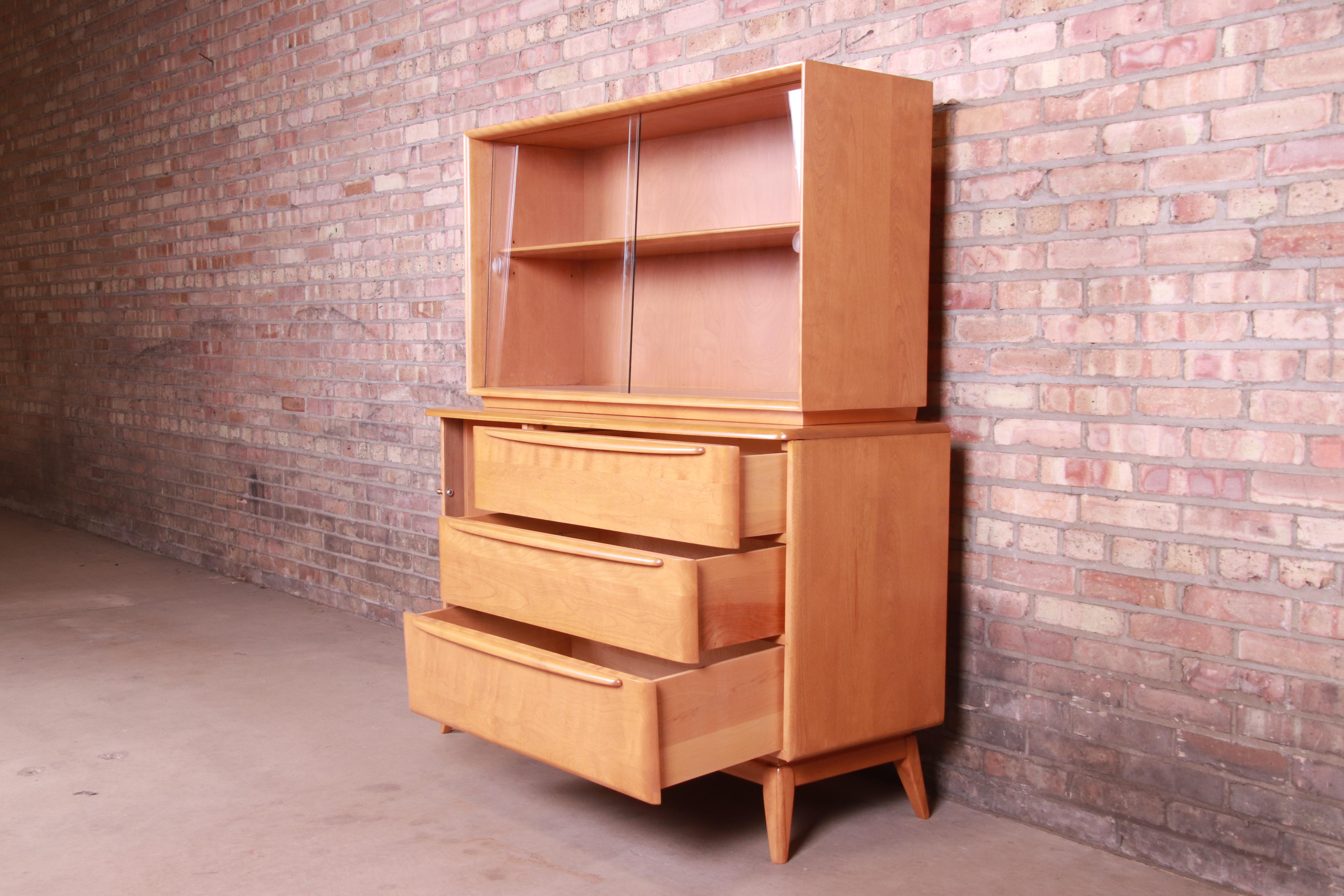 Heywood Wakefield Maple Tambour Door Credenza with Hutch Top, Newly Refinished In Good Condition In South Bend, IN