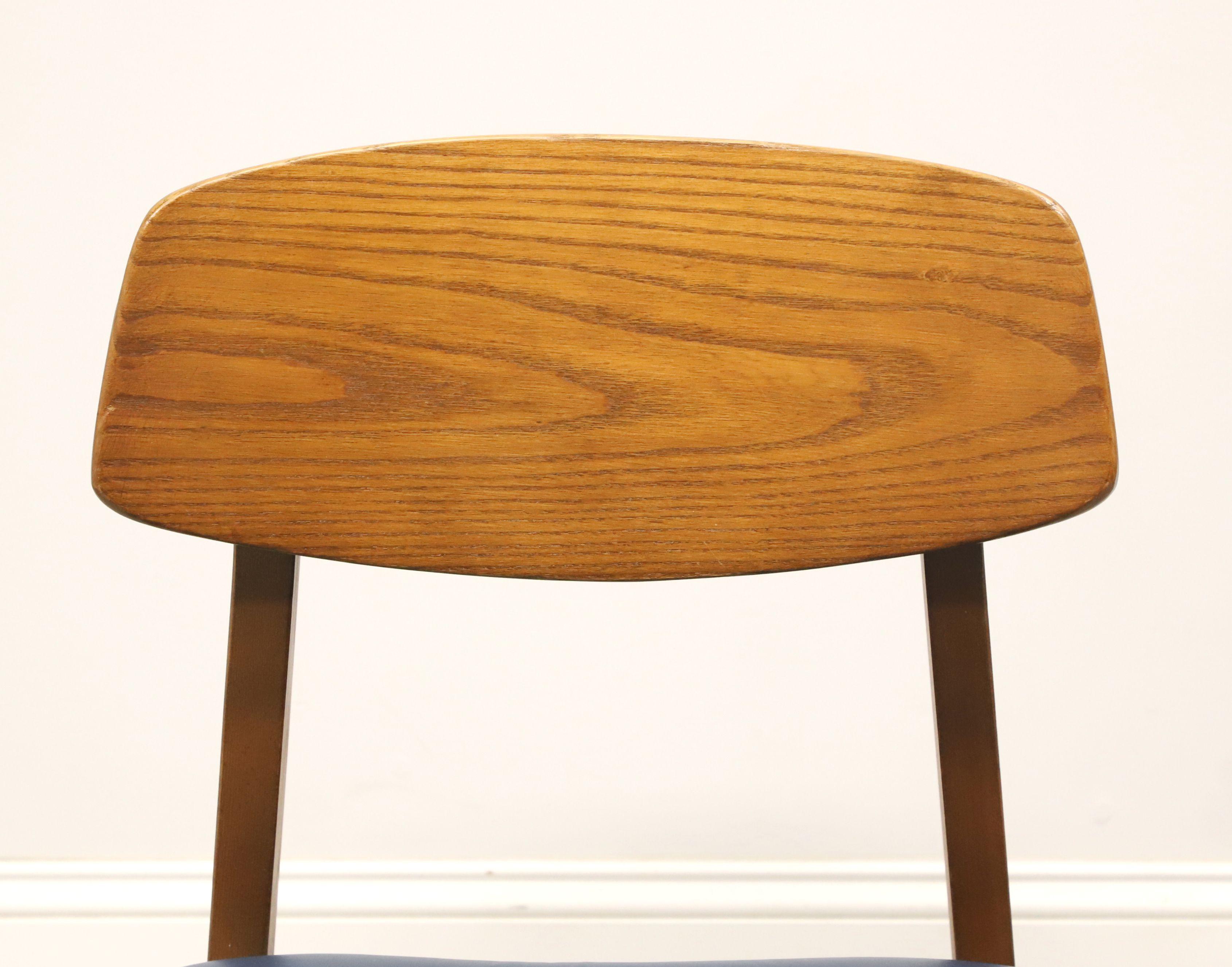 HEYWOOD WAKEFIELD Mid 20th Century Modern Oak Dining Side Chairs - Set of 4 1