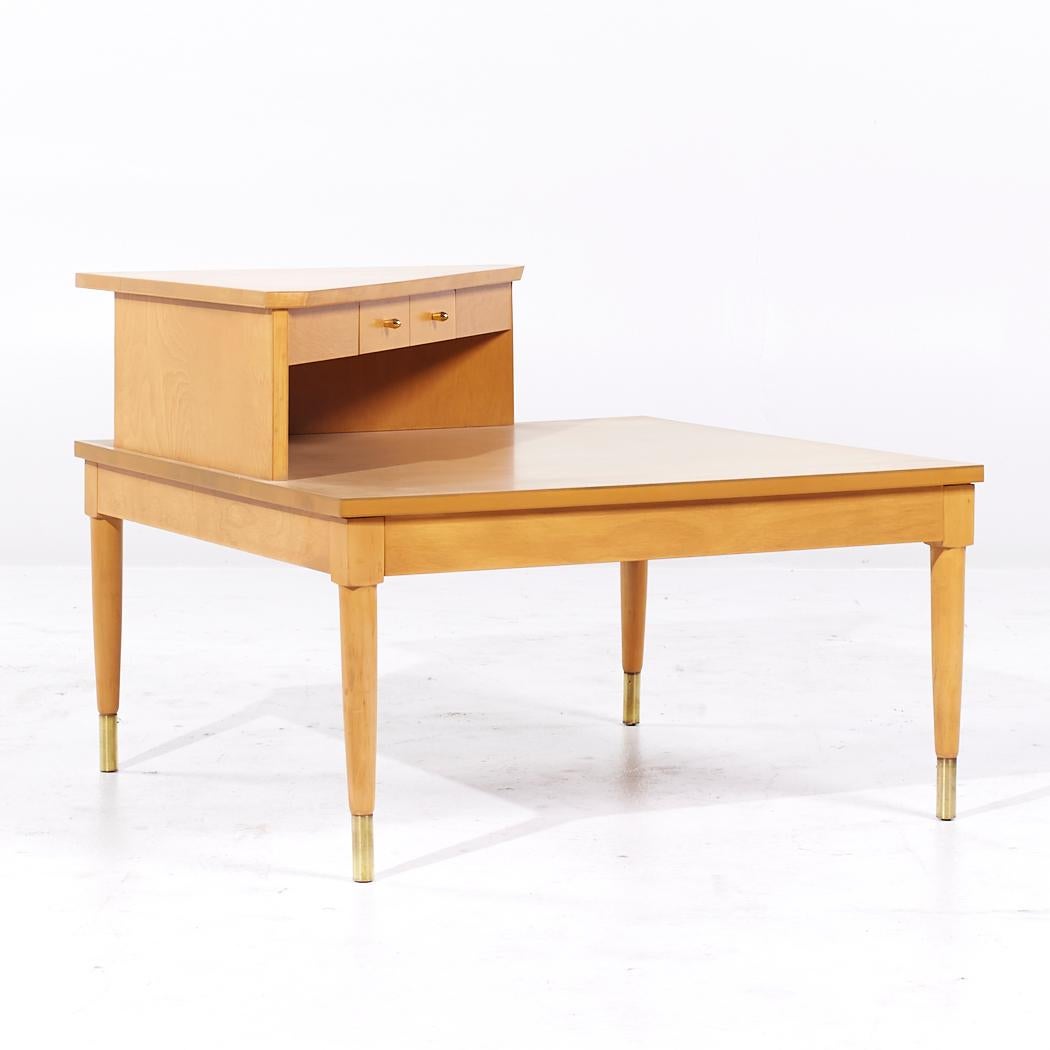 Heywood Wakefield Mid Century 2 Etagen Ecktisch mit Schublade (Ende des 20. Jahrhunderts) im Angebot