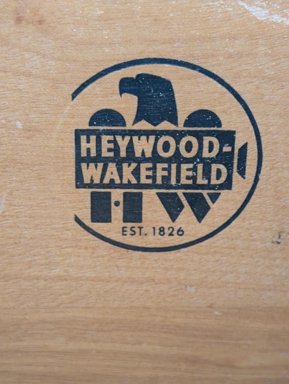 Mid-Century moderno Heywood Wakefield Comò a 4 cassetti 