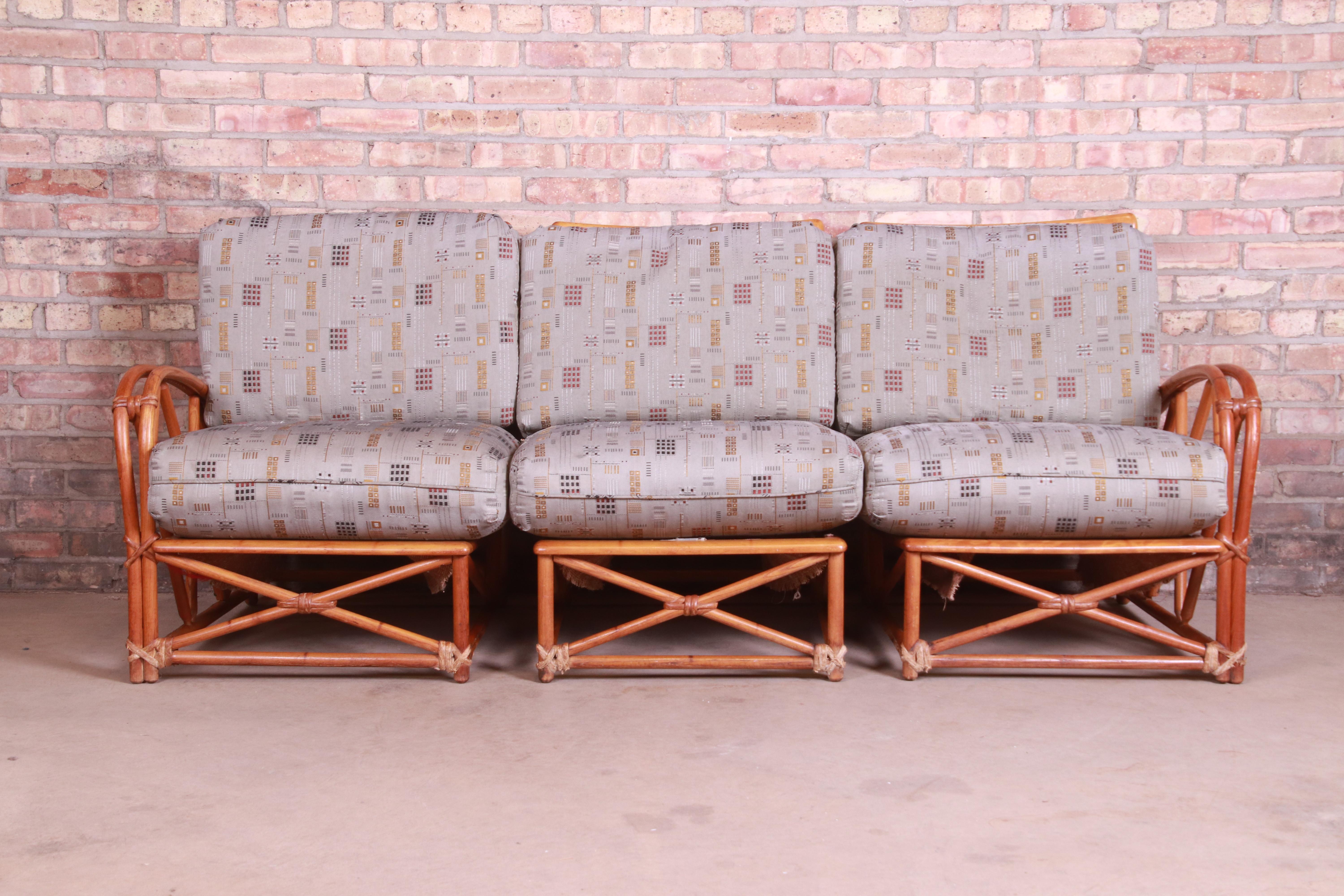 Heywood Wakefield Hollywood Regency Bambus-Rattan-Sofa, Mitte des Jahrhunderts (Moderne der Mitte des Jahrhunderts) im Angebot