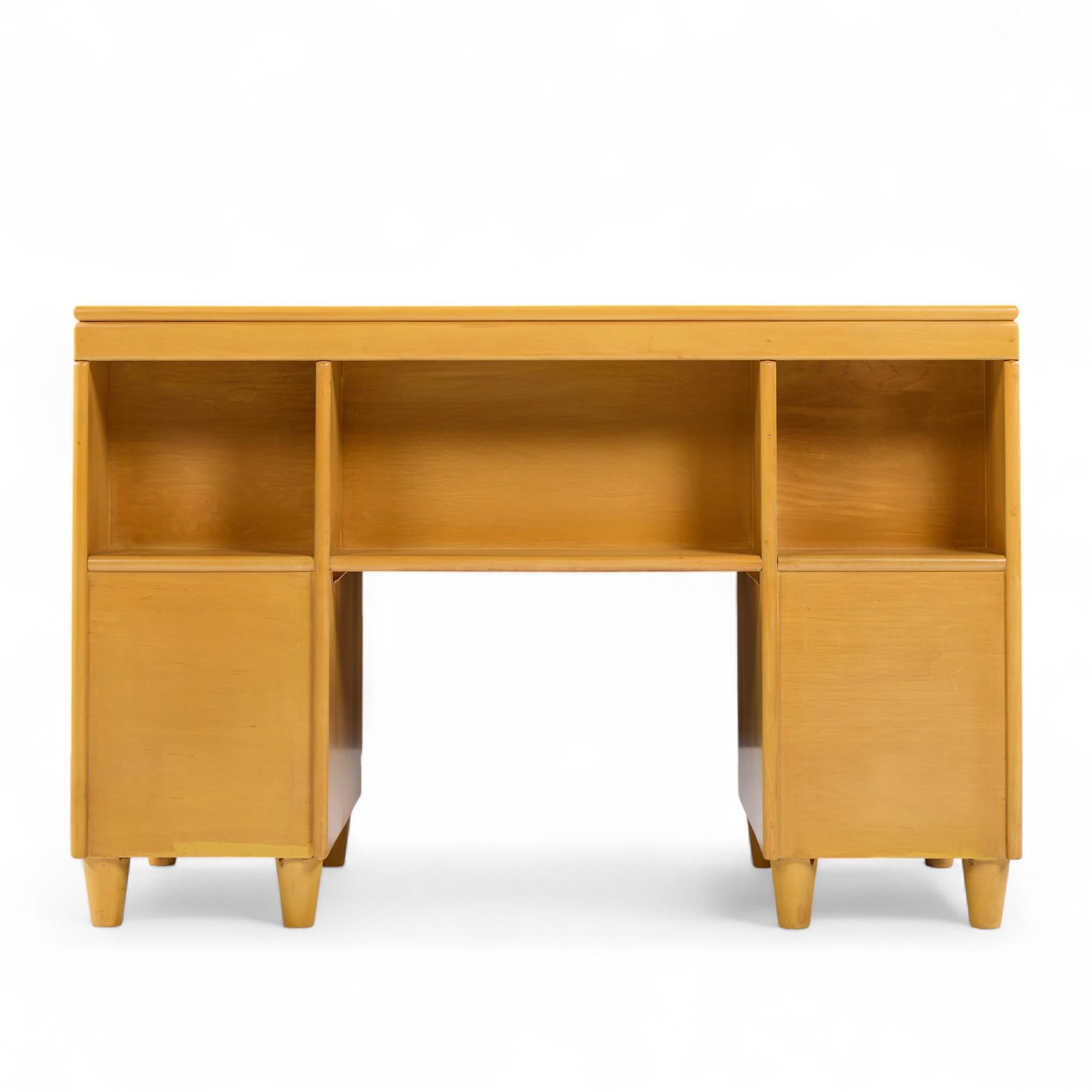 XX secolo Heywood Wakefield Mid Century Maple Bookcase Desk in vendita