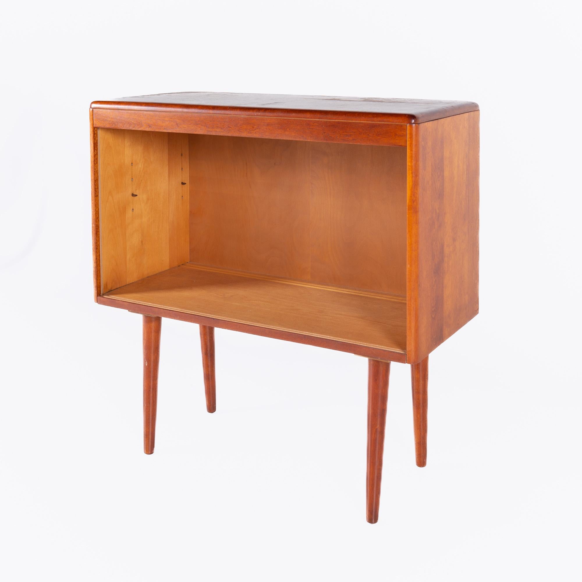 Heywood Wakefield MidCentury Maple Bookcase Media For Sale at