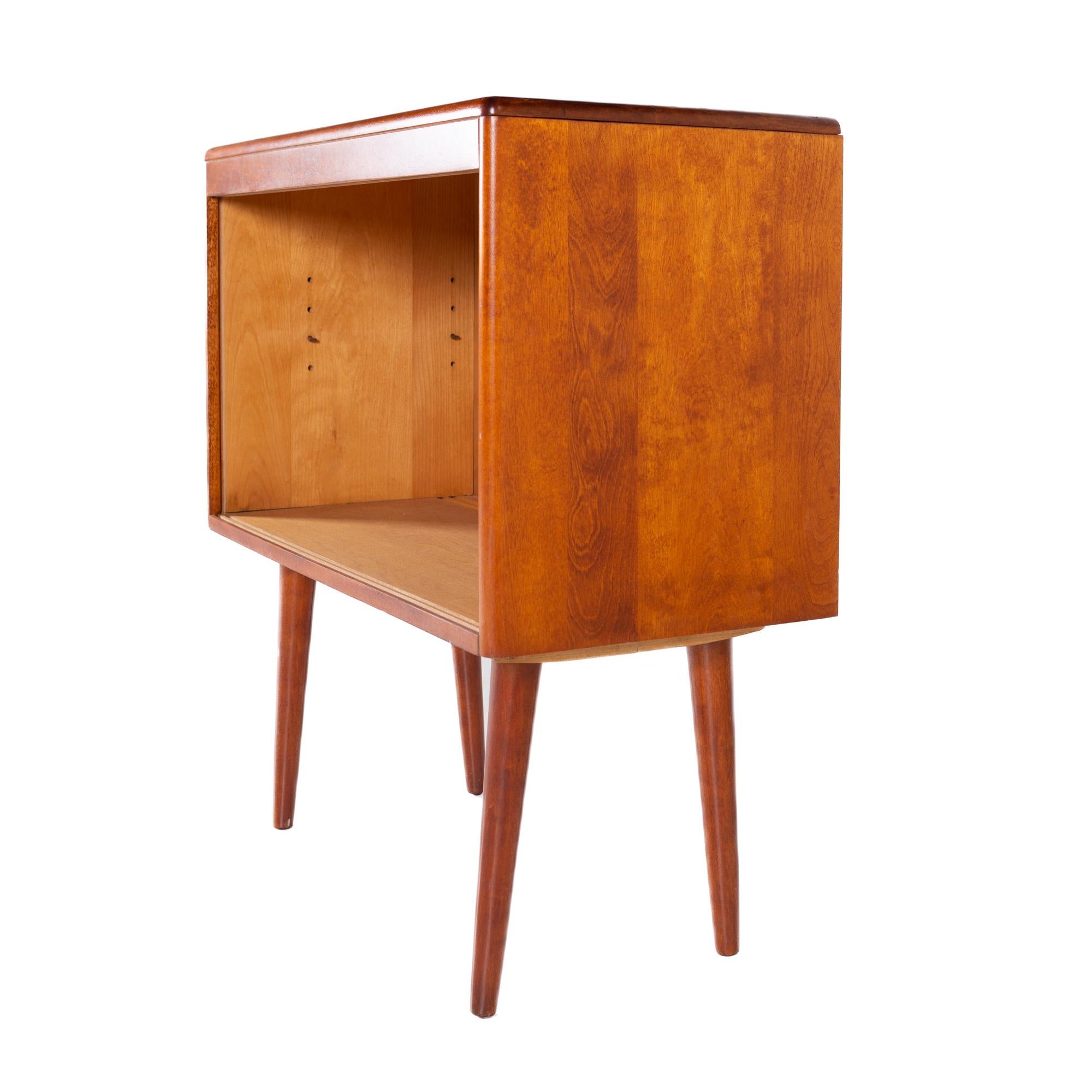 Heywood Wakefield MidCentury Maple Bookcase Media For Sale at