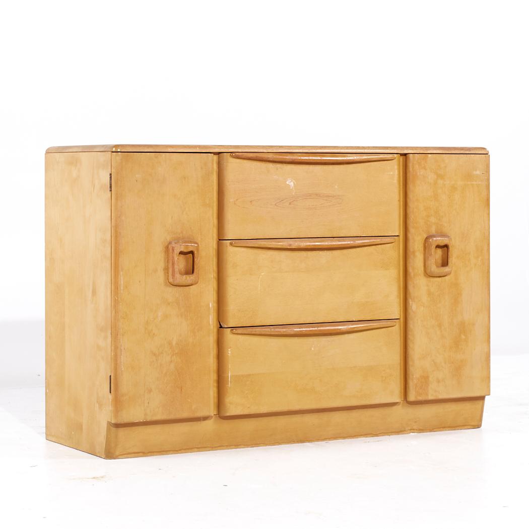 Americano Heywood Wakefield Credenza in acero di metà secolo con armadio in vendita
