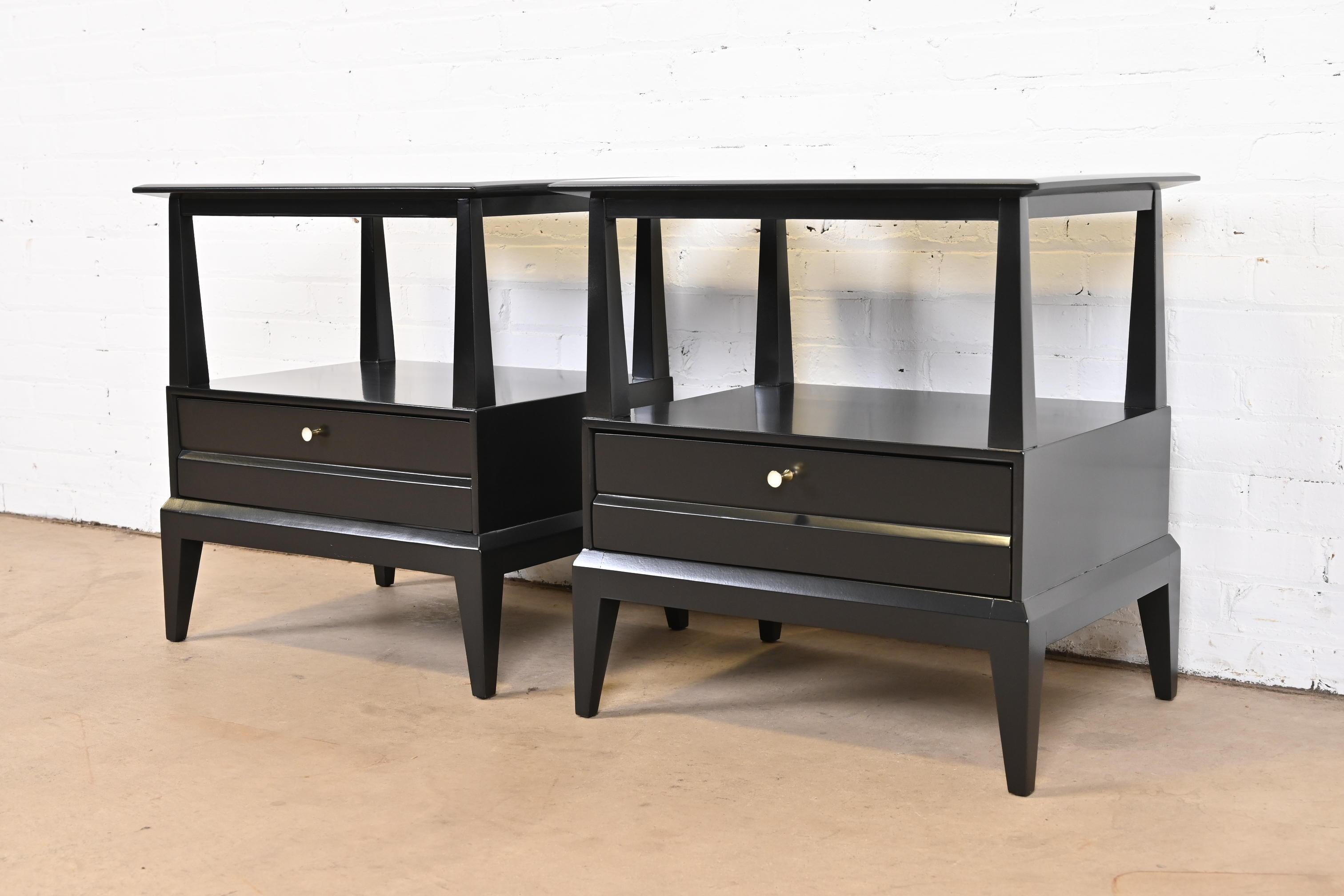 Mid-20th Century Heywood Wakefield Mid-Century Modern Black Lacquered Nightstands, Refinished
