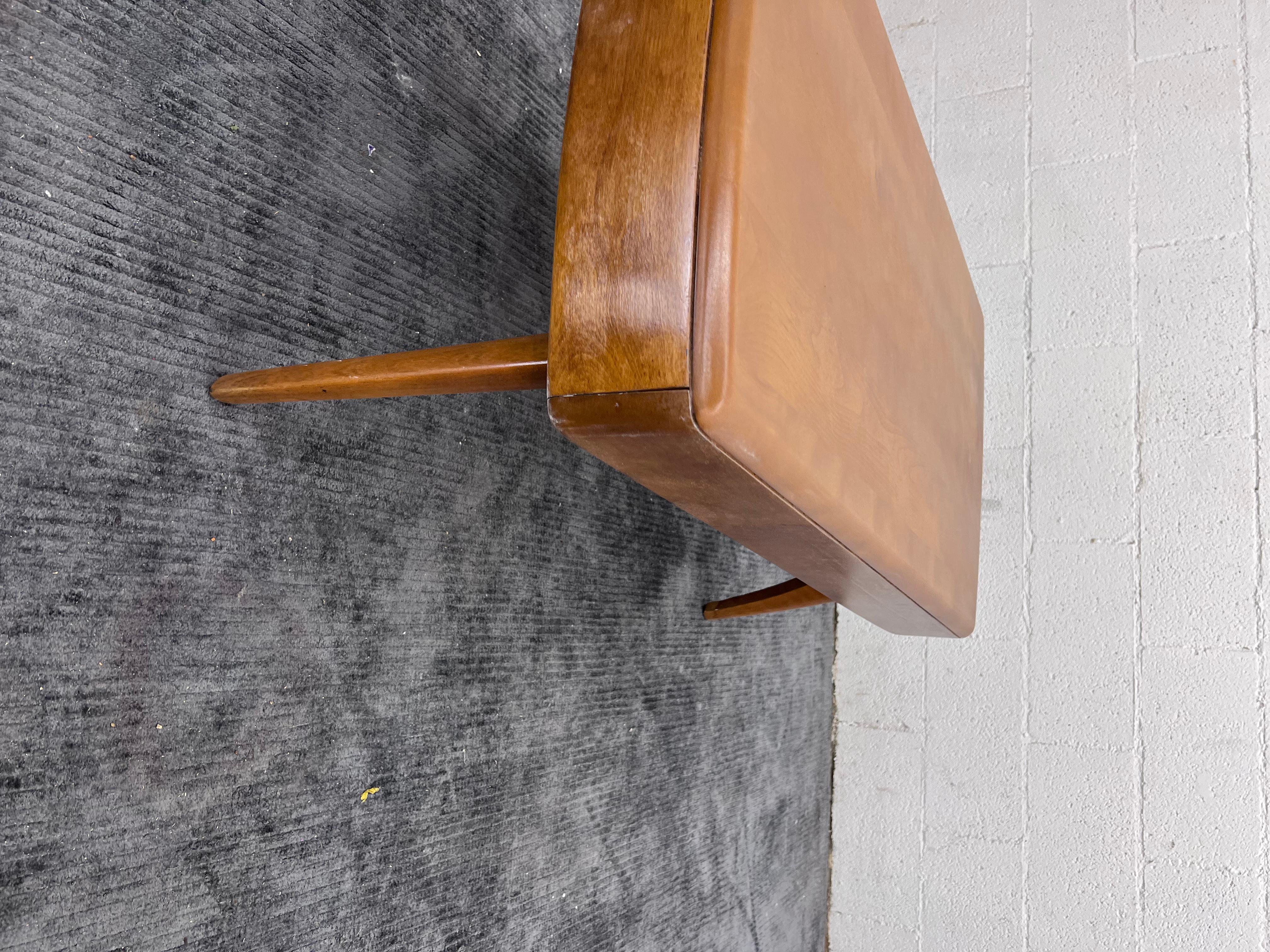 Heywood Wakefield Mid-Century Modern Coffee /Cocktail Table with Drawer 2