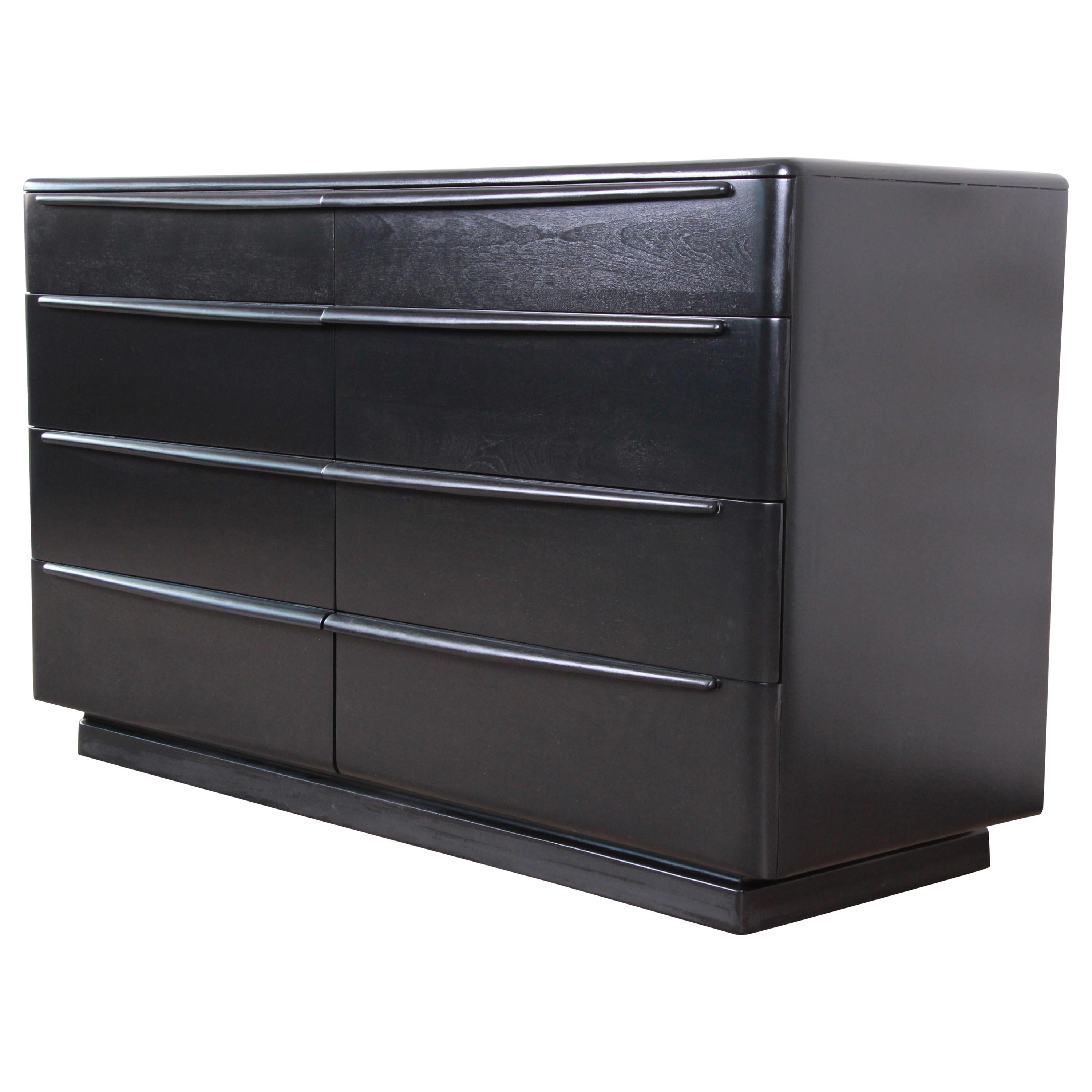 Heywood Wakefield Mid-Century Modern Ebonized Eight-Drawer Dresser