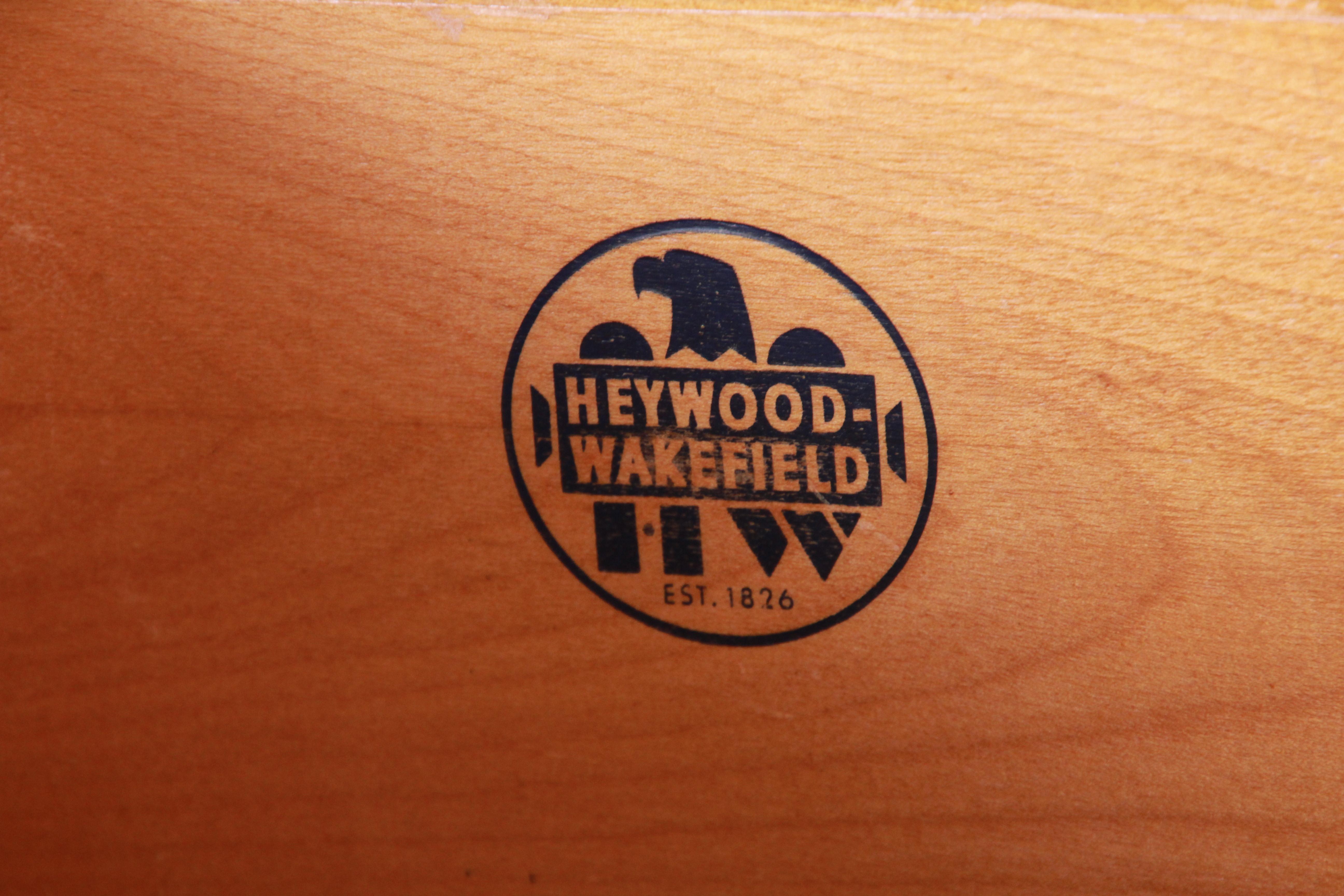 Heywood Wakefield Mid-Century Modern Highboy Dresser, 1950s 3
