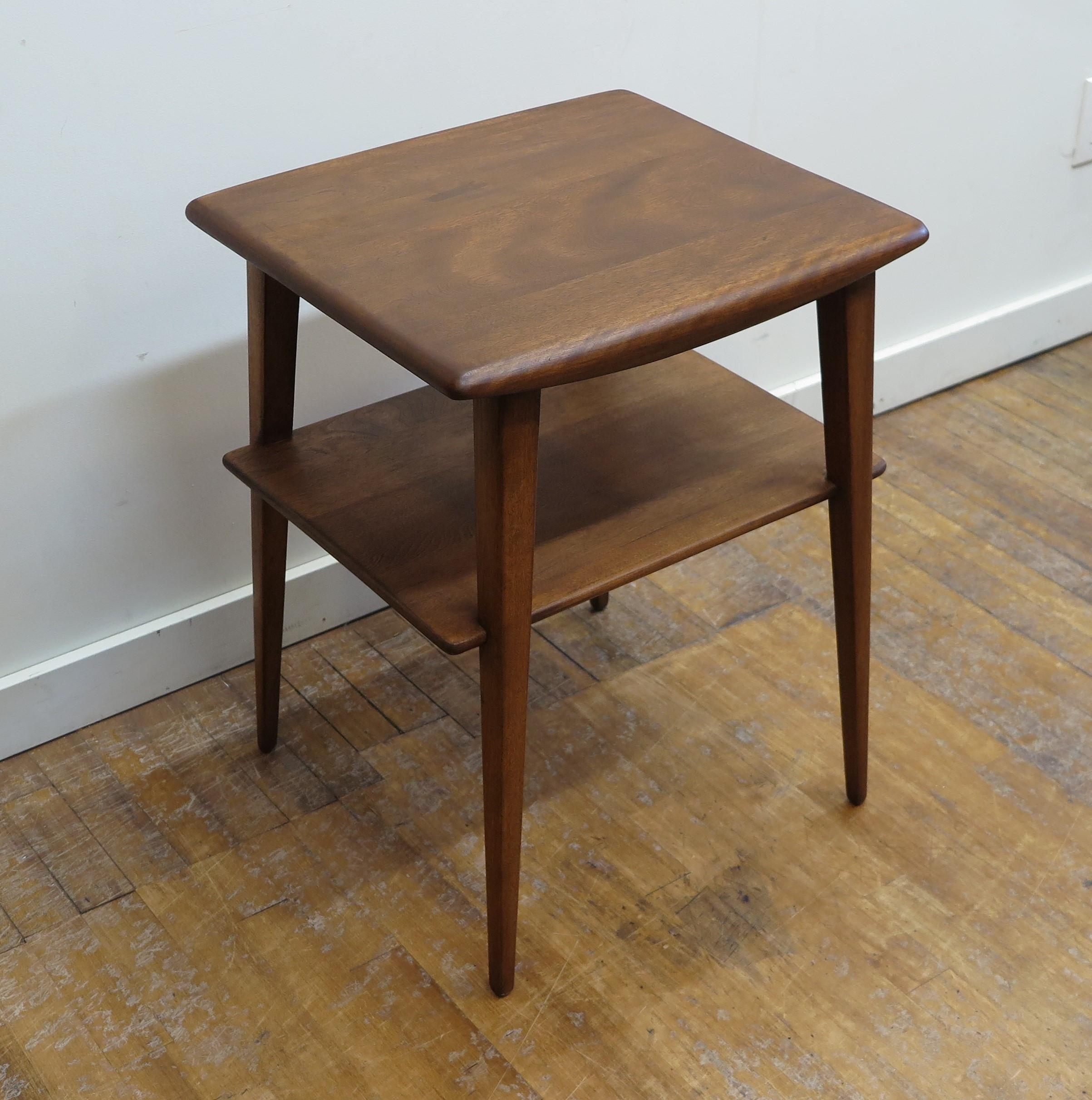 Heywood Wakefield Mid-Century Modern Side Table In Good Condition In New York, NY