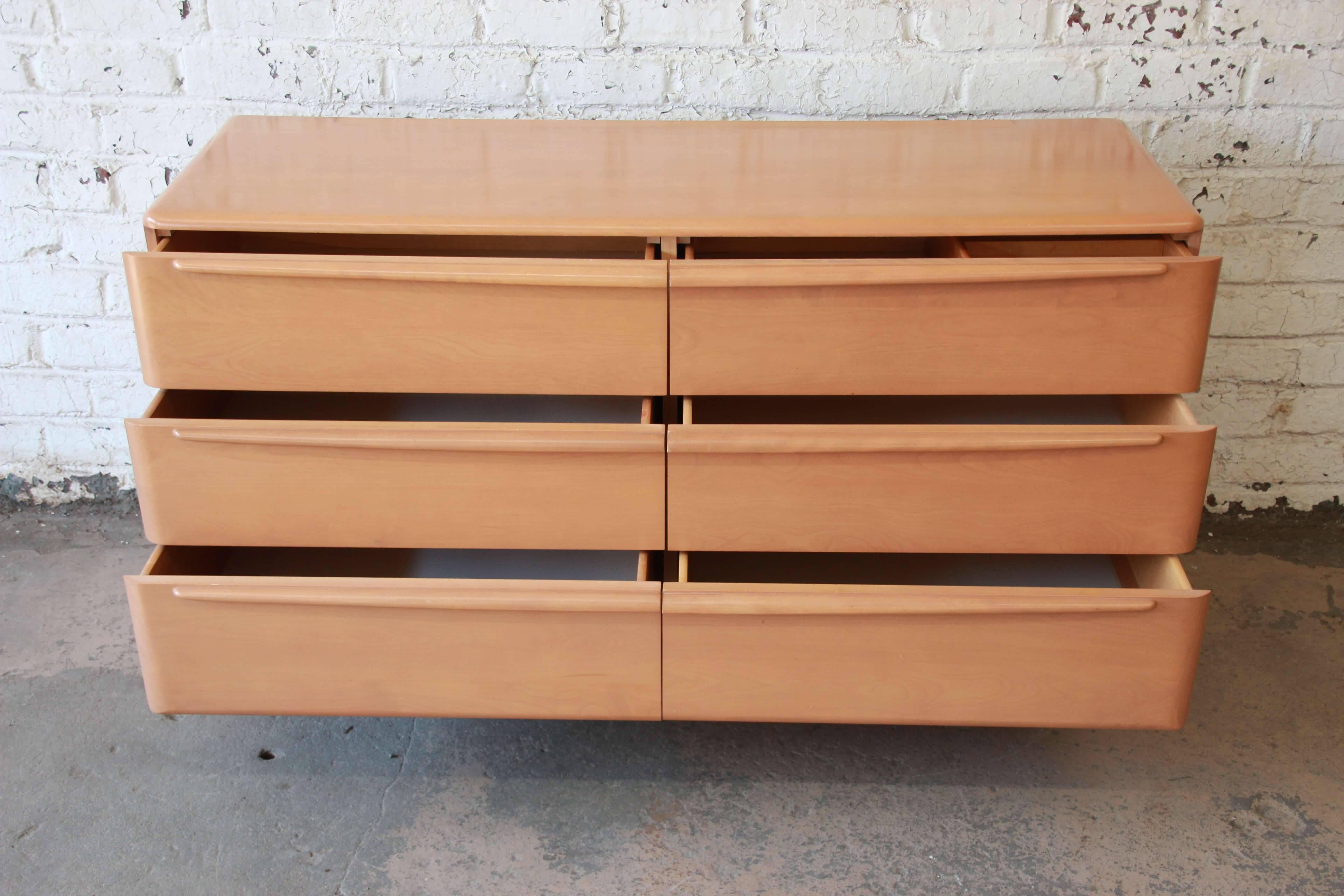 Heywood-Wakefield Mid-Century Modern Six-Drawer Dresser 1