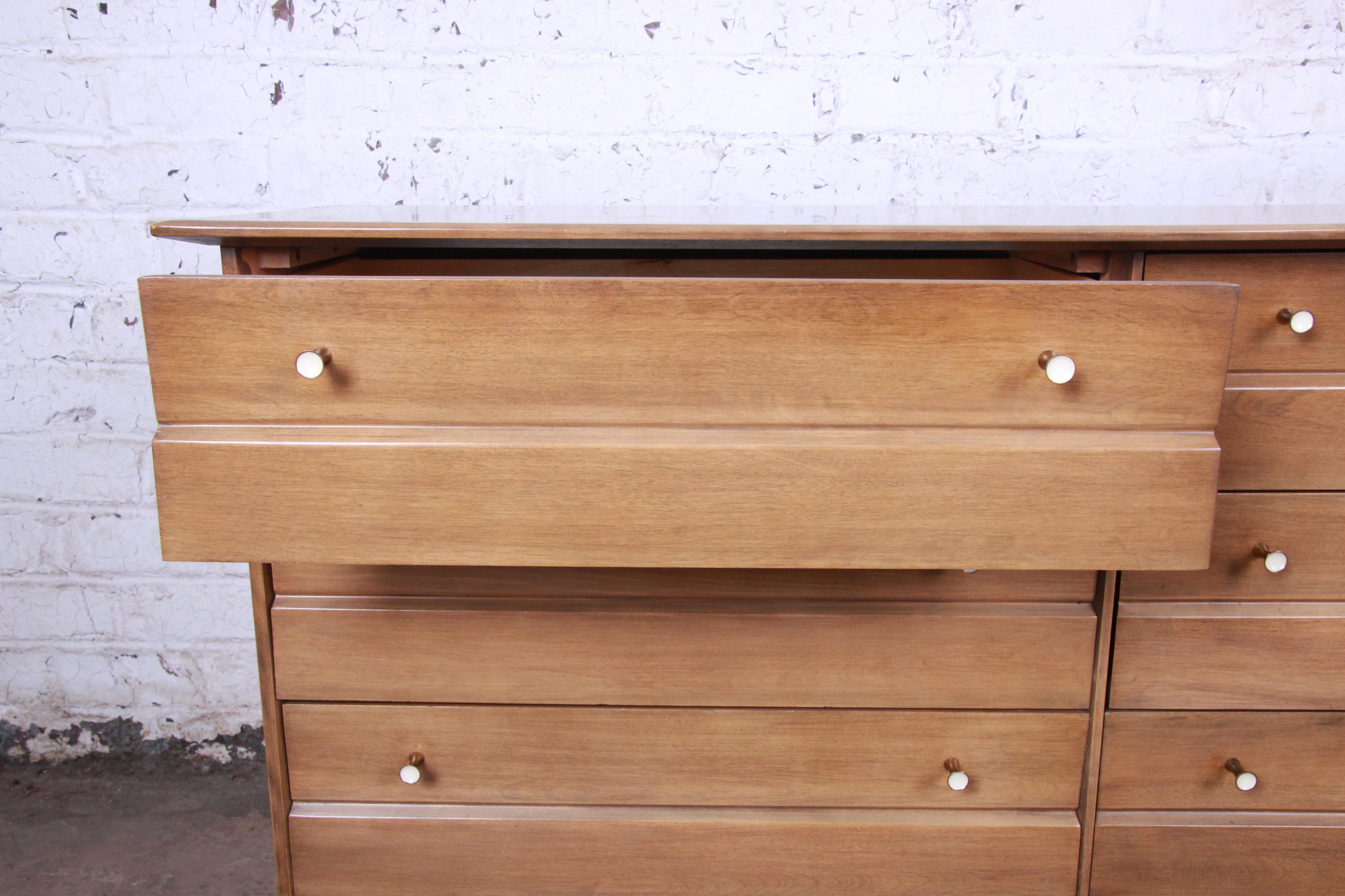 Maple Heywood Wakefield Mid-Century Modern Six-Drawer Dresser