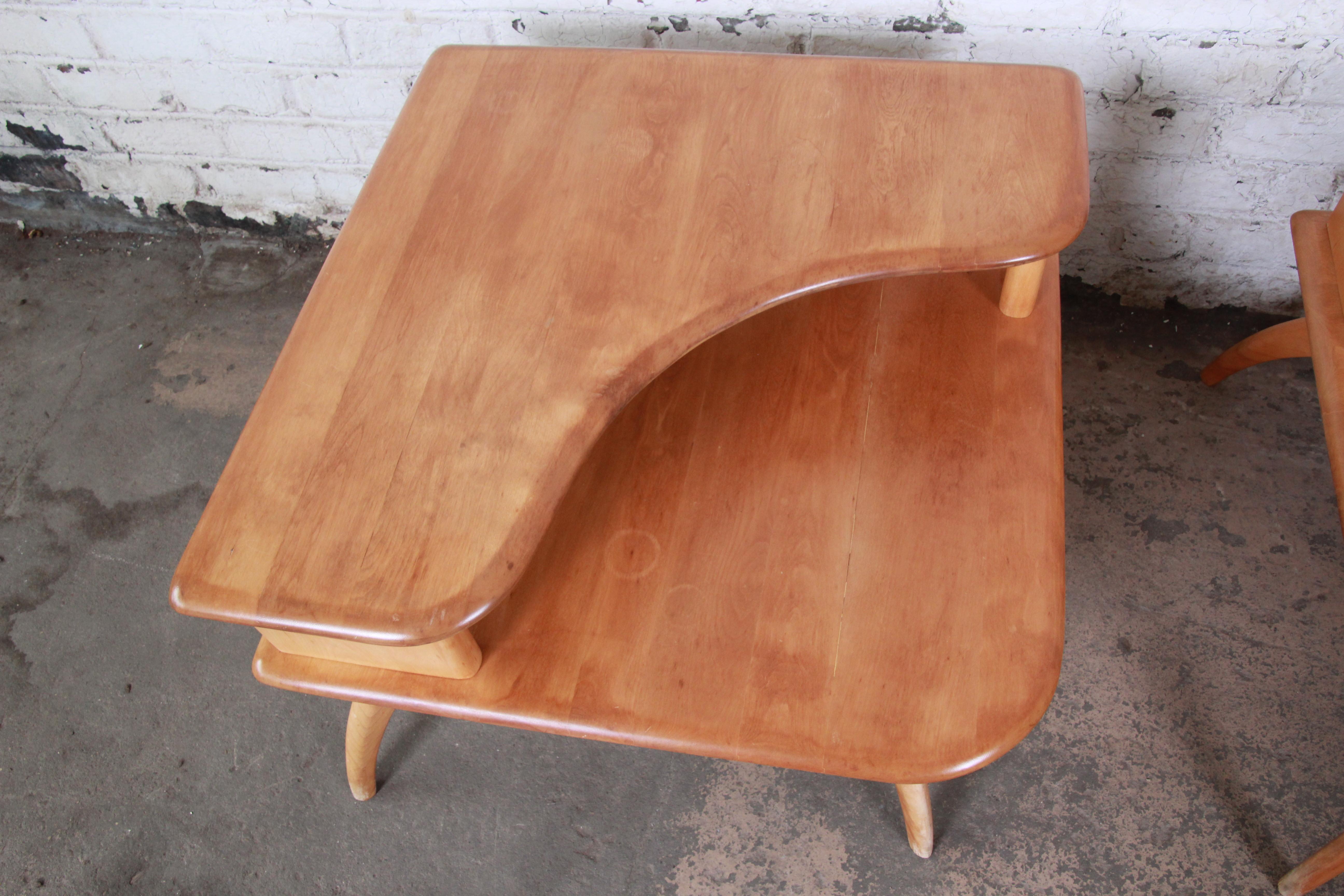 Heywood Wakefield Mid-Century Modern Solid Maple Corner End Table, 1950s 2