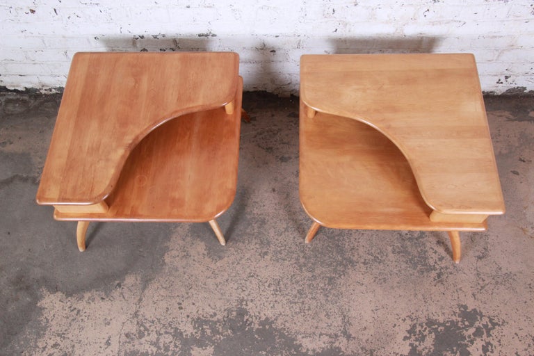 Heywood Wakefield MidCentury Modern Solid Maple Corner End Table