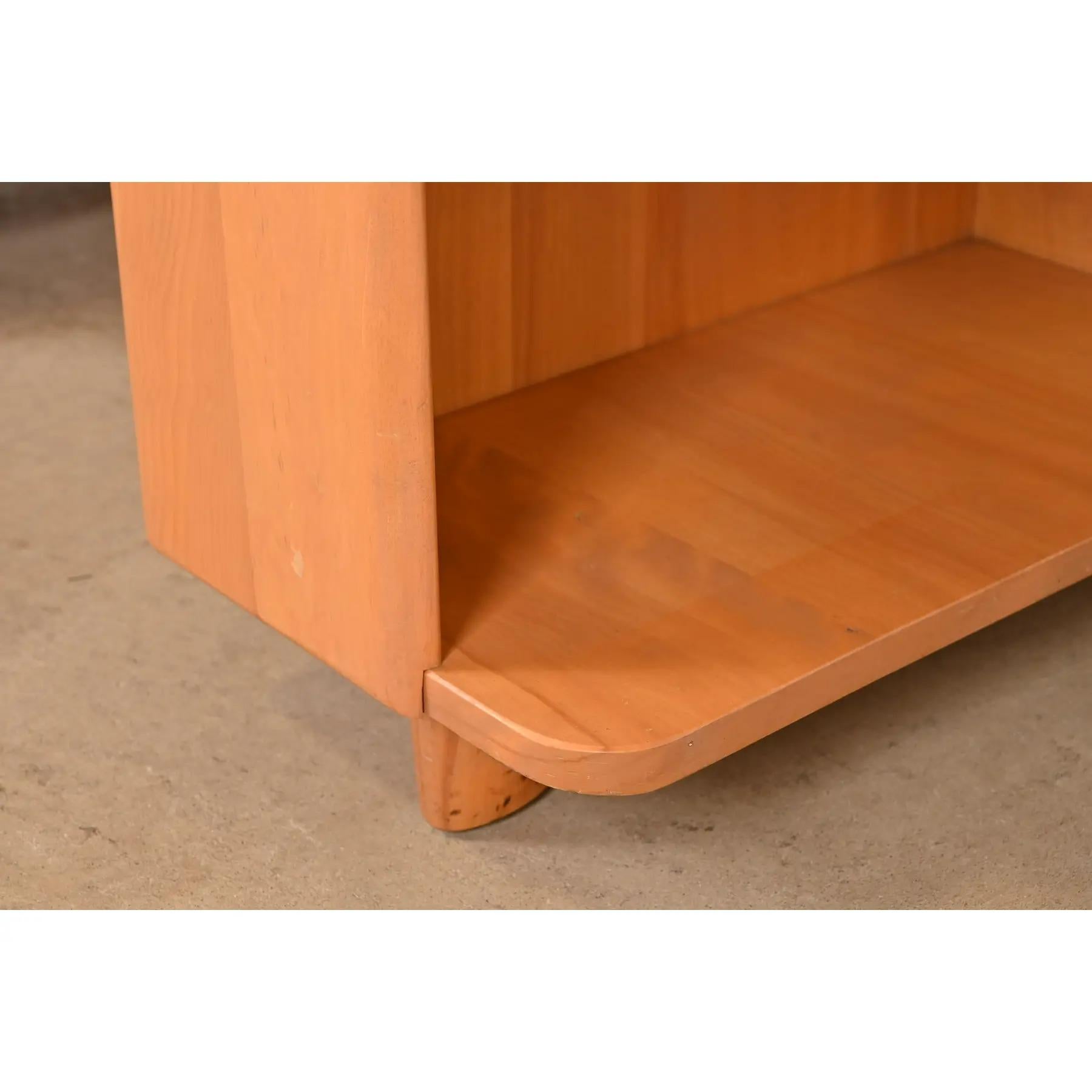 Heywood Wakefield Mid-Century Modern Schreibtisch aus massivem Ahorn mit eingebautem Bücherregal im Angebot 4