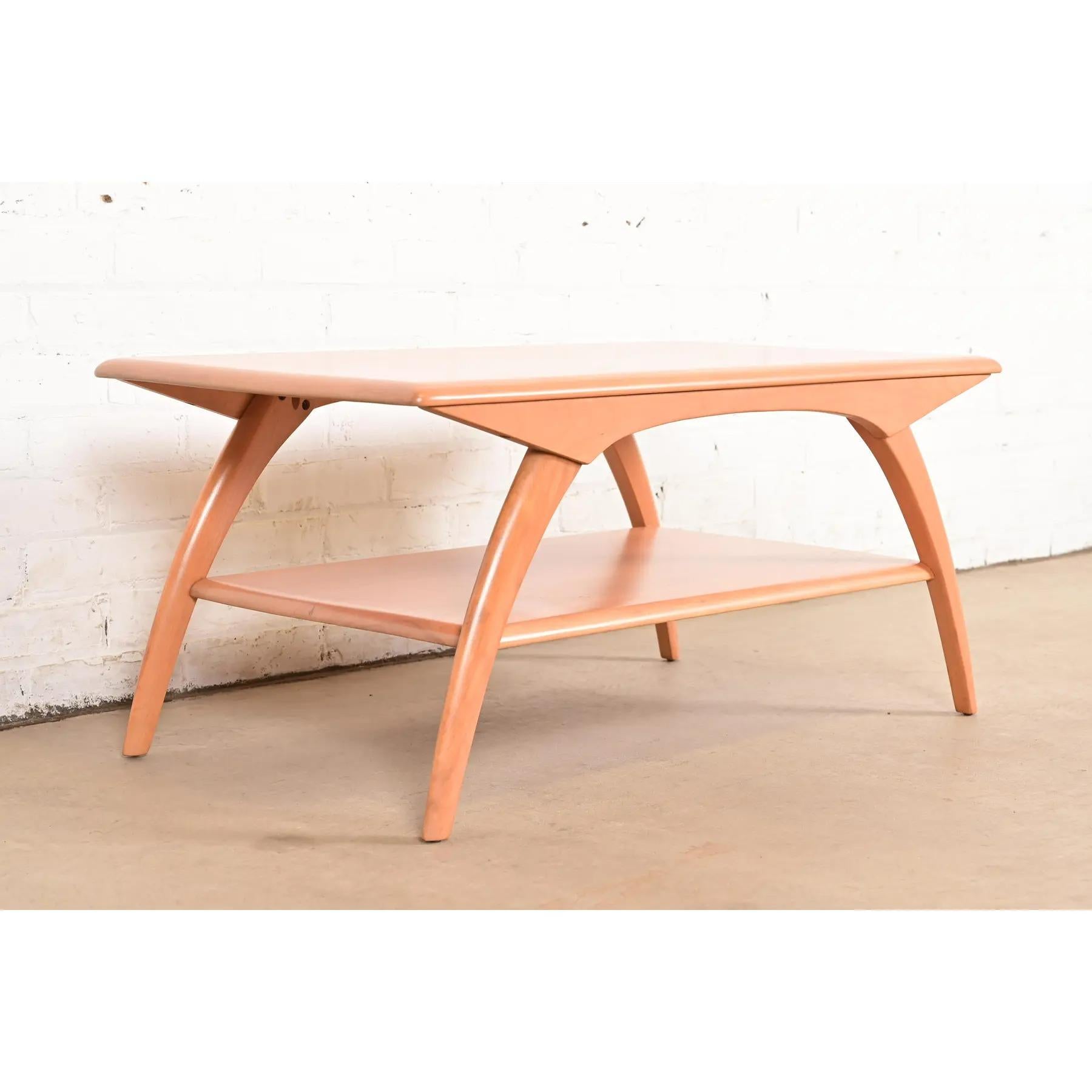 Heywood Wakefield Mid-Century Modern Solid Maple Spider Leg Coffee Table, 1950s en Bueno estado para la venta en South Bend, IN