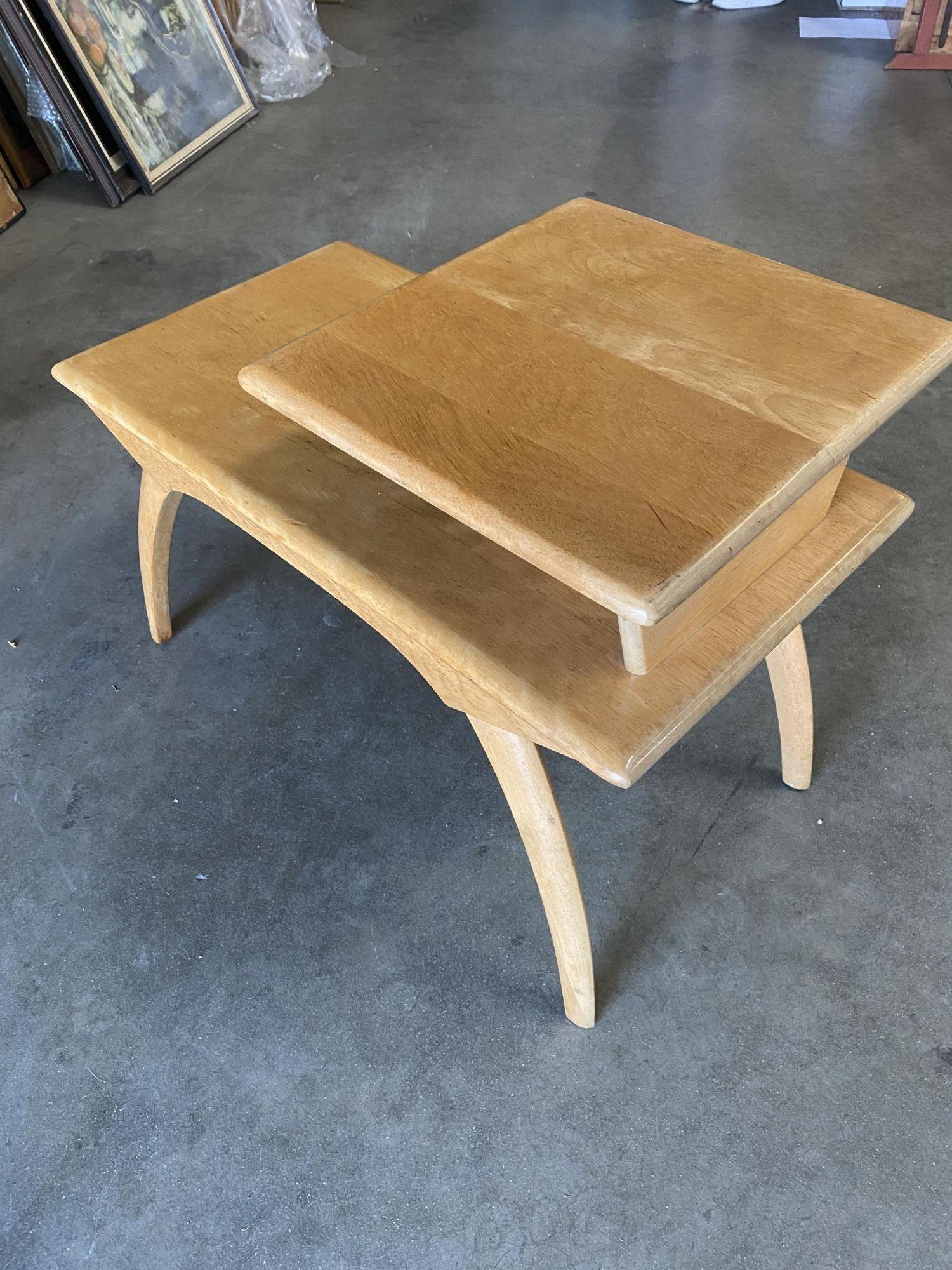 Heywood Wakefield Mid Century Step Two-Tier End Table In Excellent Condition In Van Nuys, CA
