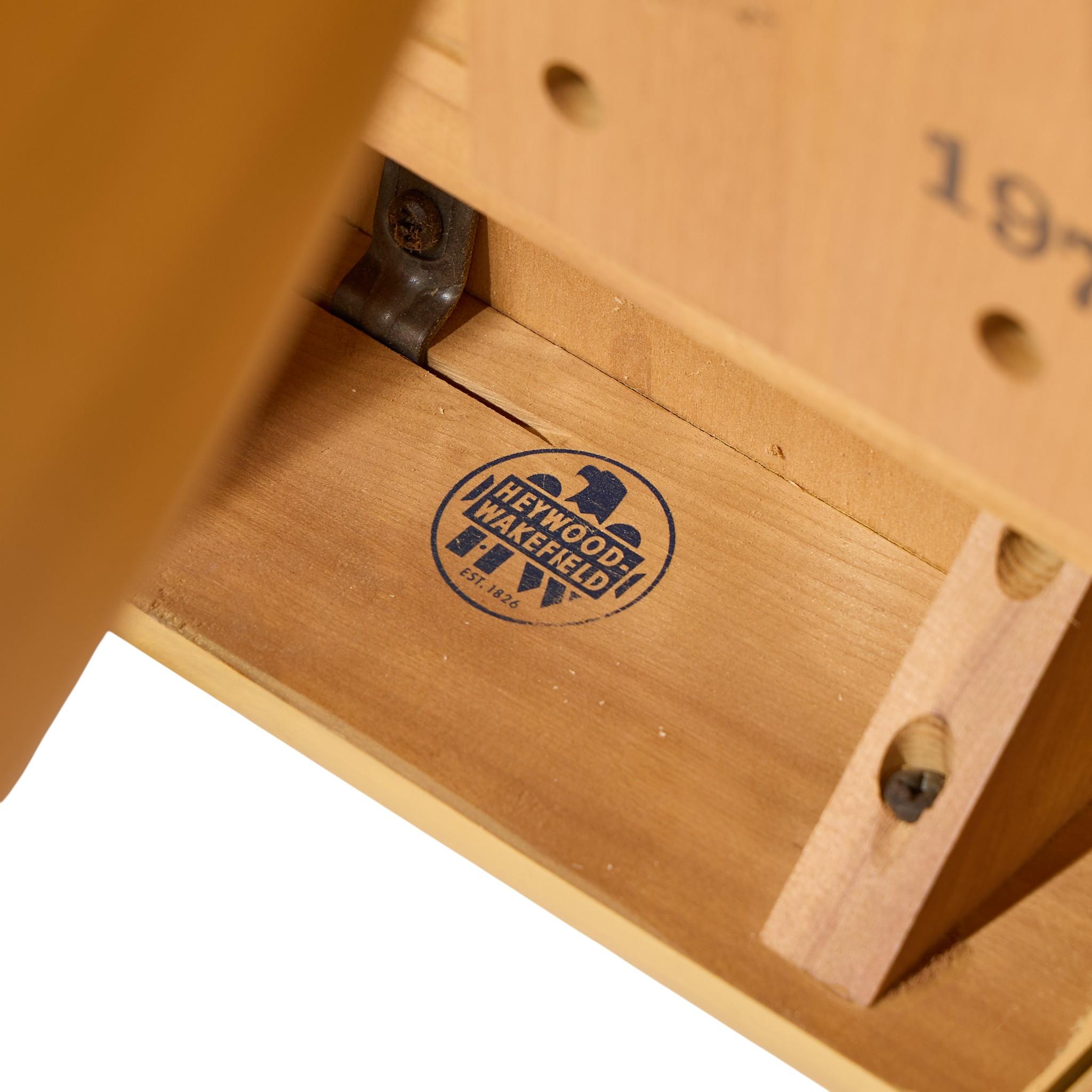 Heywood Wakefield table de salle à manger mi-siècle à chevrons avec 2 rallonges en vente 9