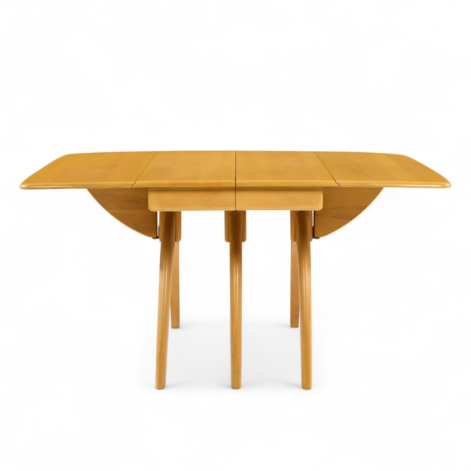 Américain Heywood Wakefield table de salle à manger mi-siècle à chevrons avec 2 rallonges en vente