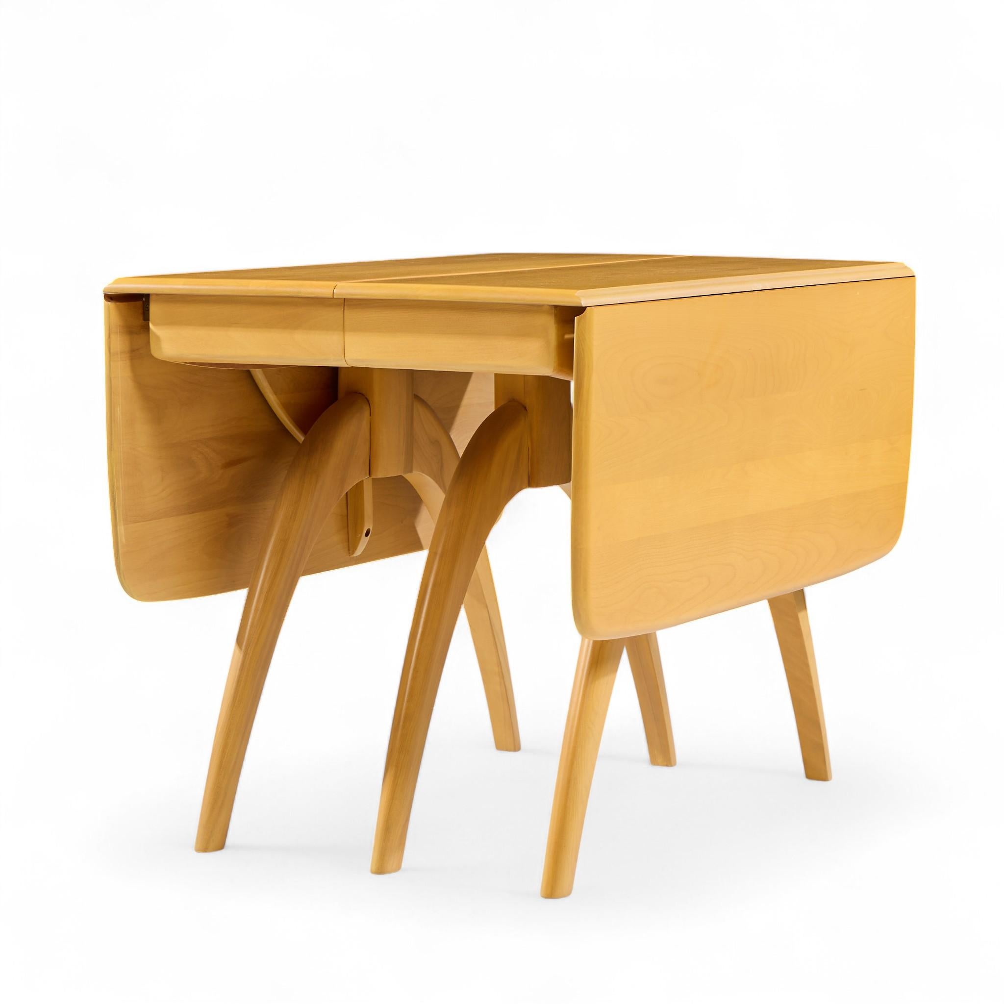 Heywood Wakefield table de salle à manger mi-siècle à chevrons avec 2 rallonges en vente 2