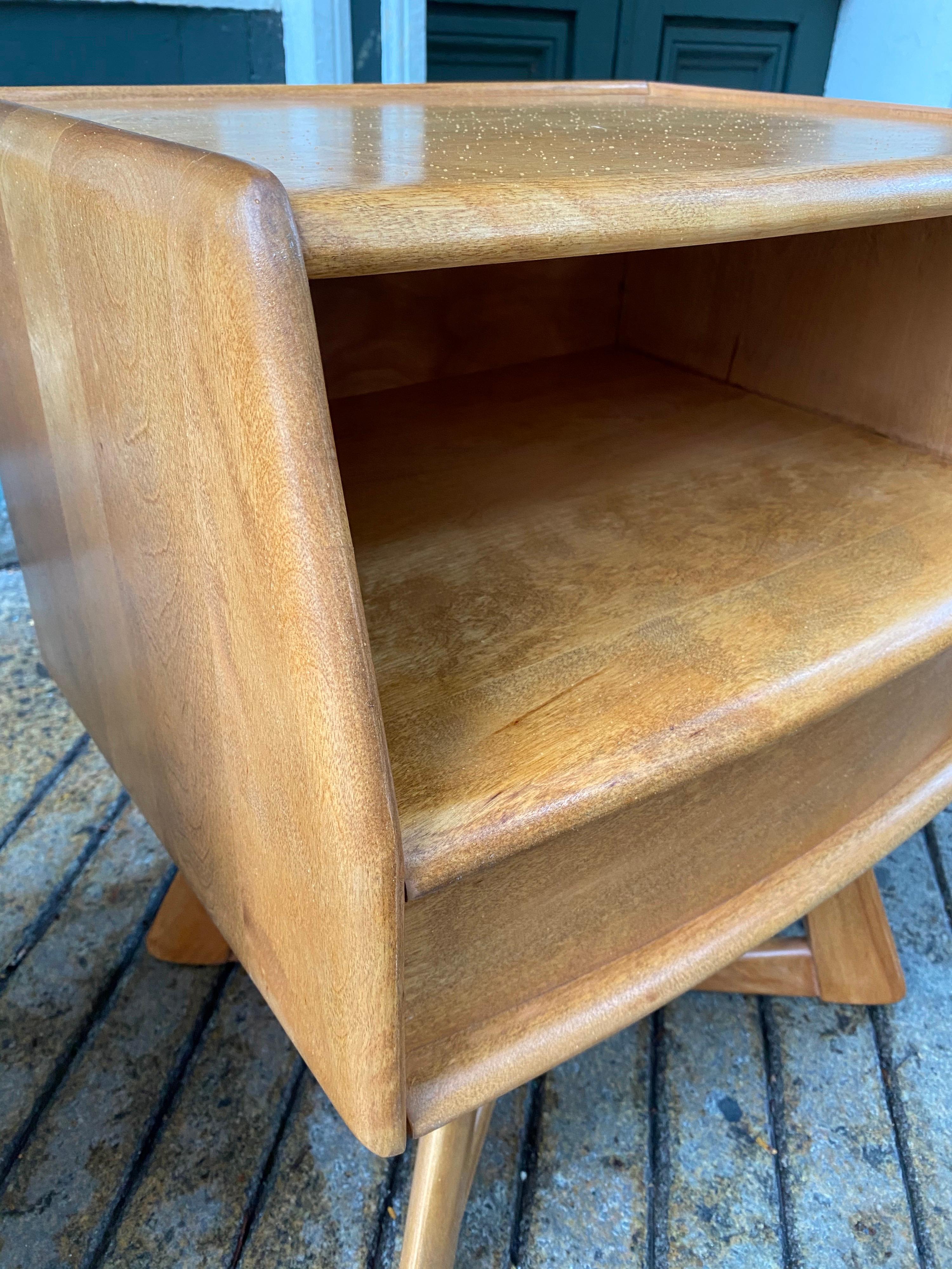 Heywood Wakefield Pair of Sculptura Nightstands 1