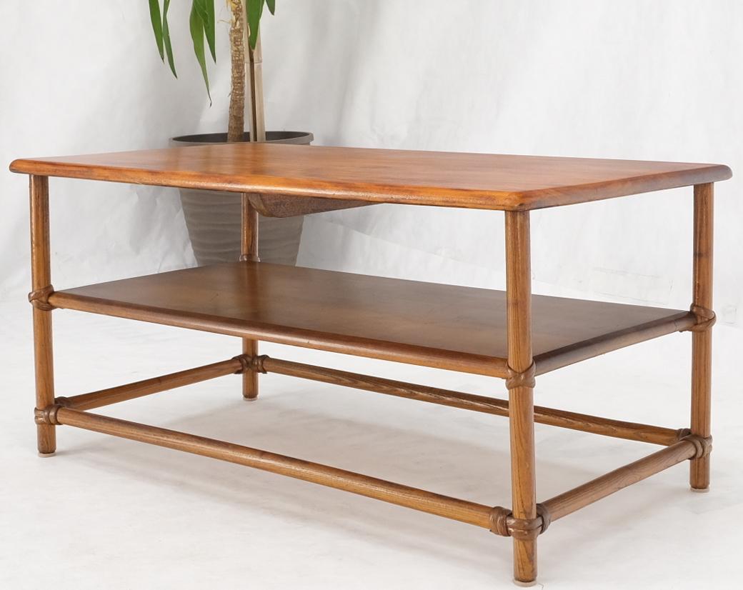 Heywood Wakefield Reed Solid Maple & Oak Two Tier Rectangle Coffee Table In Good Condition In Rockaway, NJ