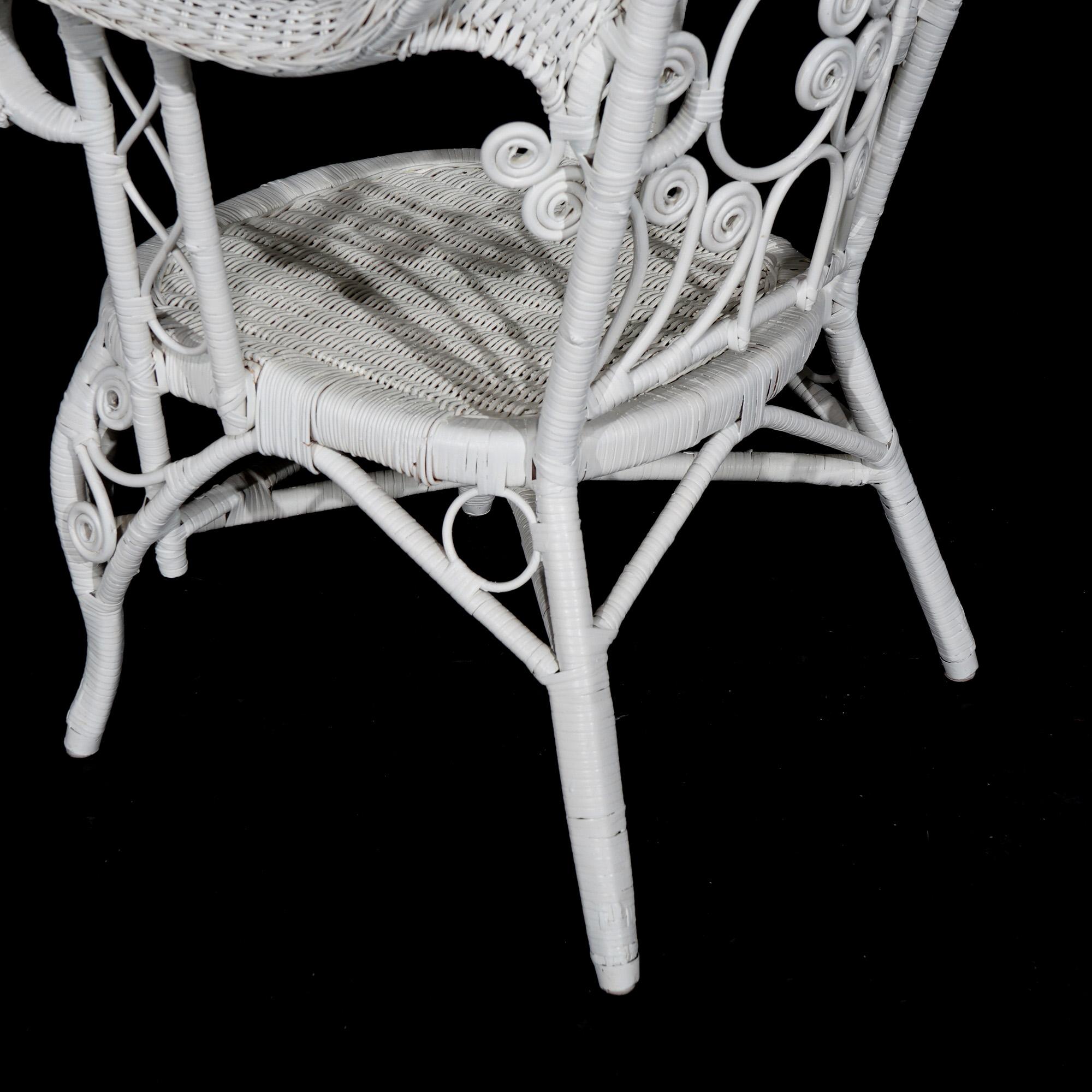 Heywood Wakefield School Scrolled White Wicker Five-Piece Dining Set 20thC For Sale 14