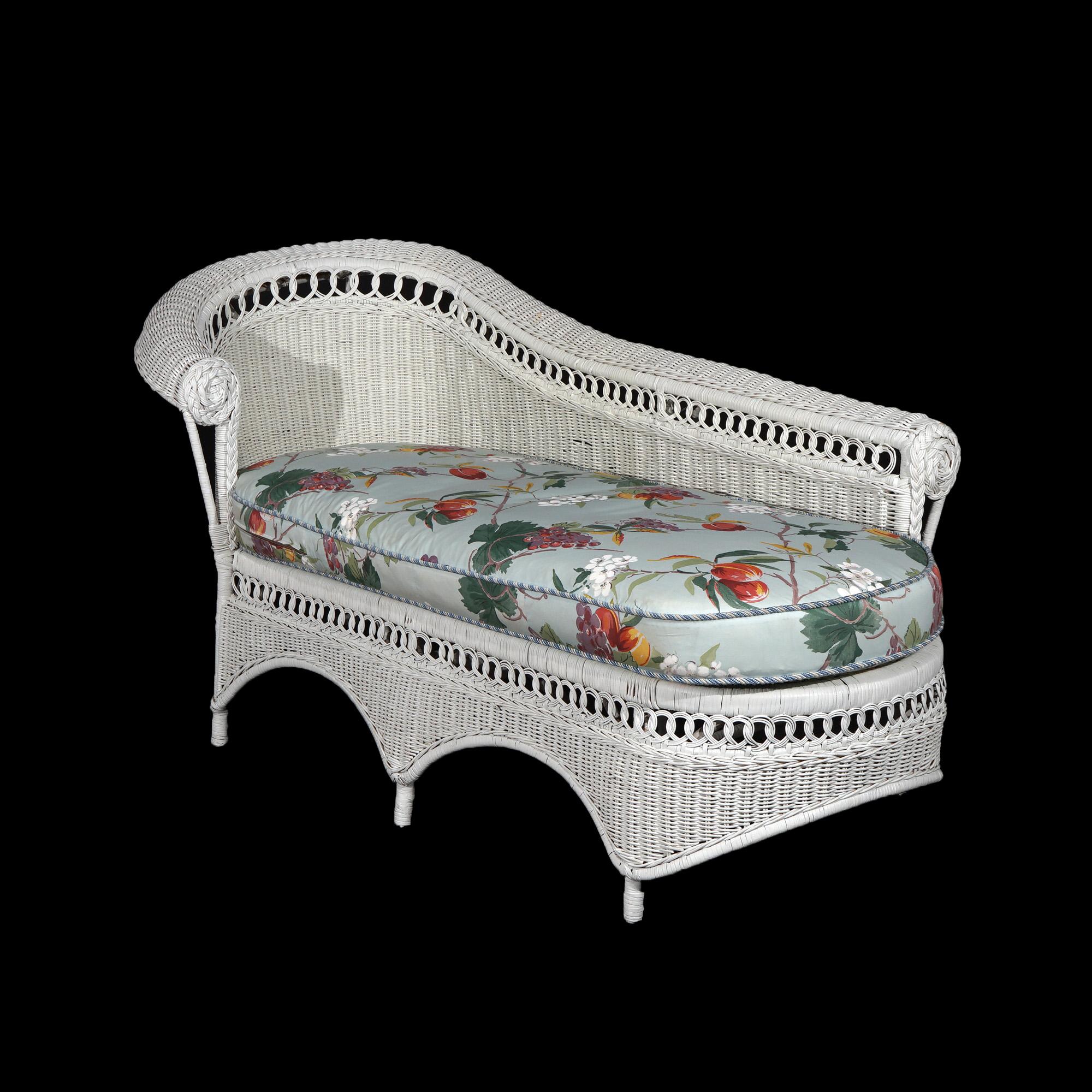 ***Ask About Reduced In-House Shipping Rates - Reliable Service & Fully Insured***
Heywood Wakefield School White Wicker Recamier with Floral Cushion, 20thC

Measures- 38.5''H x 33.5''W x 74''D; 16.25'' SH without cushion; 19''SH with cushion