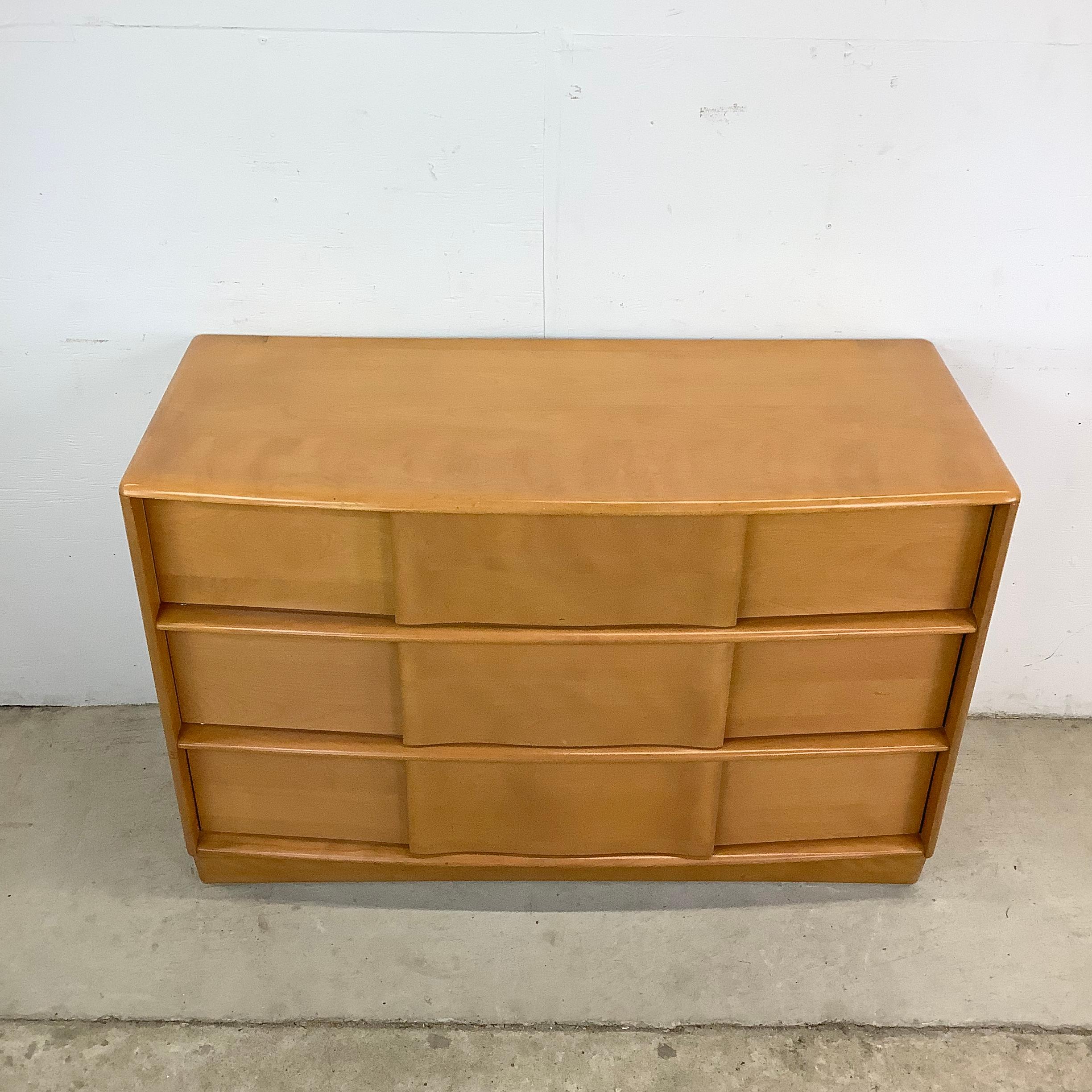 Mid-Century Modern Heywood-Wakefield Sculptura Dresser with Mirror For Sale