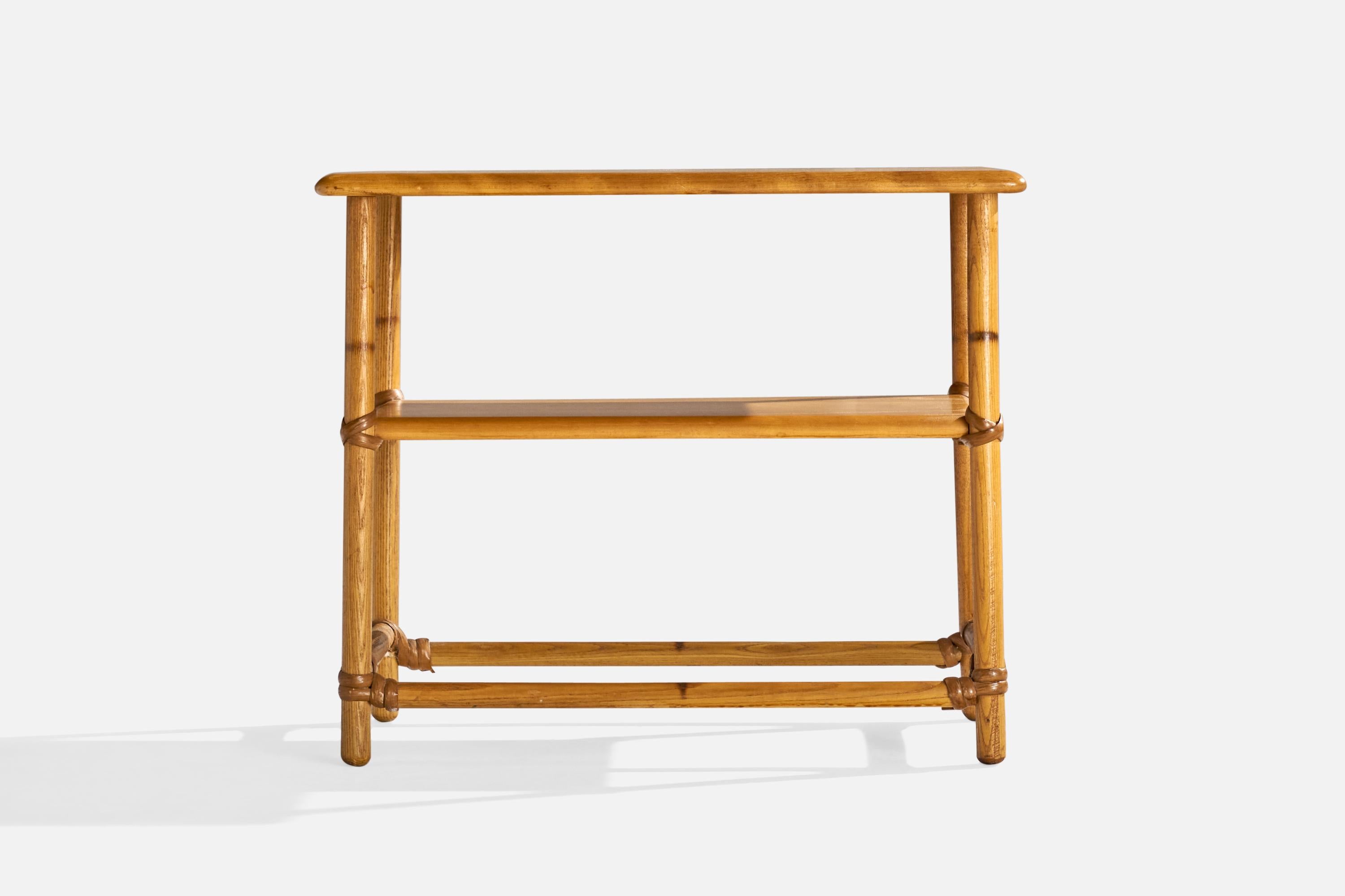Heywood Wakefield, Tavolini, Oak, Rattan, USA, anni '50 In condizioni buone in vendita a High Point, NC