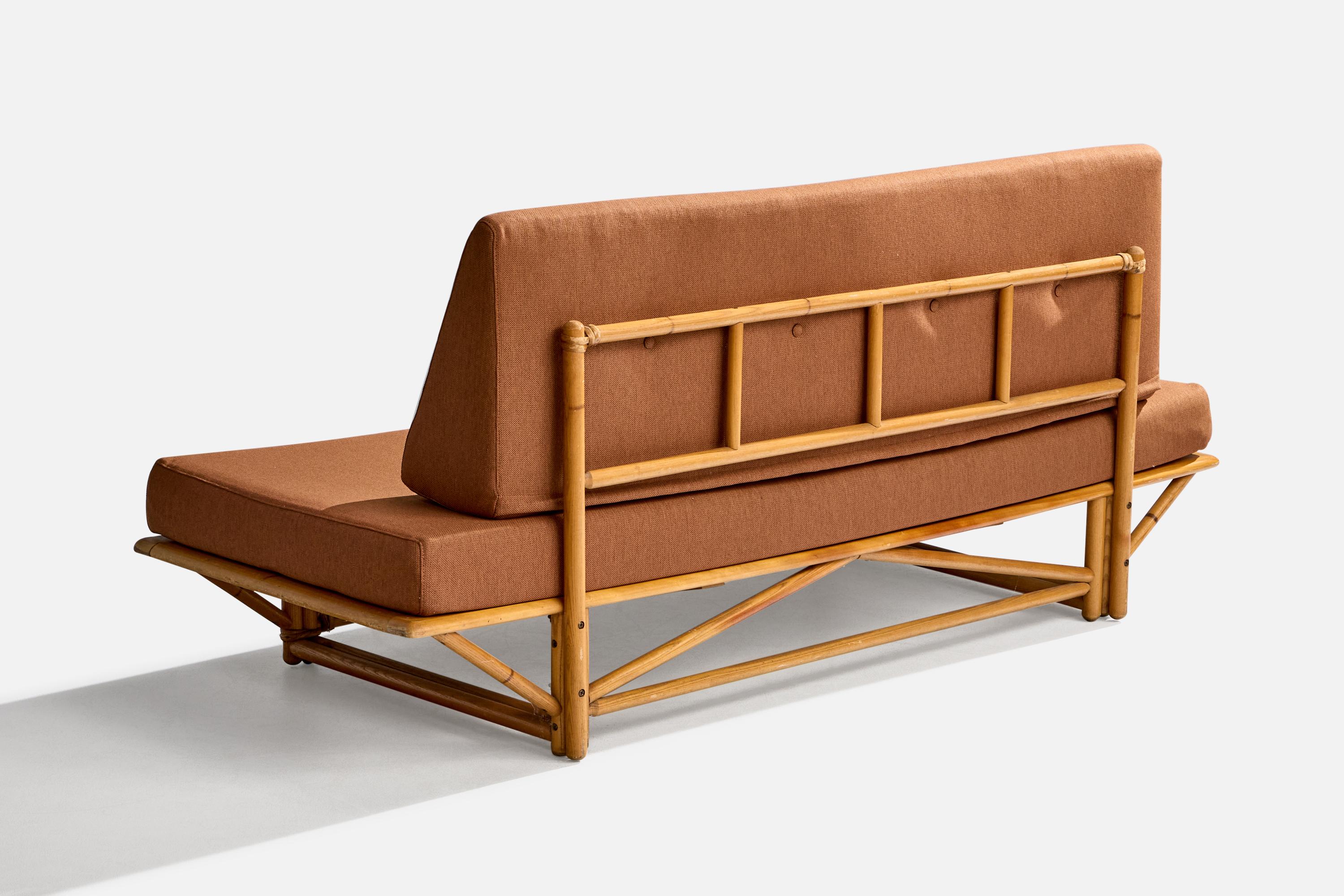 American Heywood Wakefield, Sofa, Oak, Rattan, Velvet, USA, 1950s For Sale