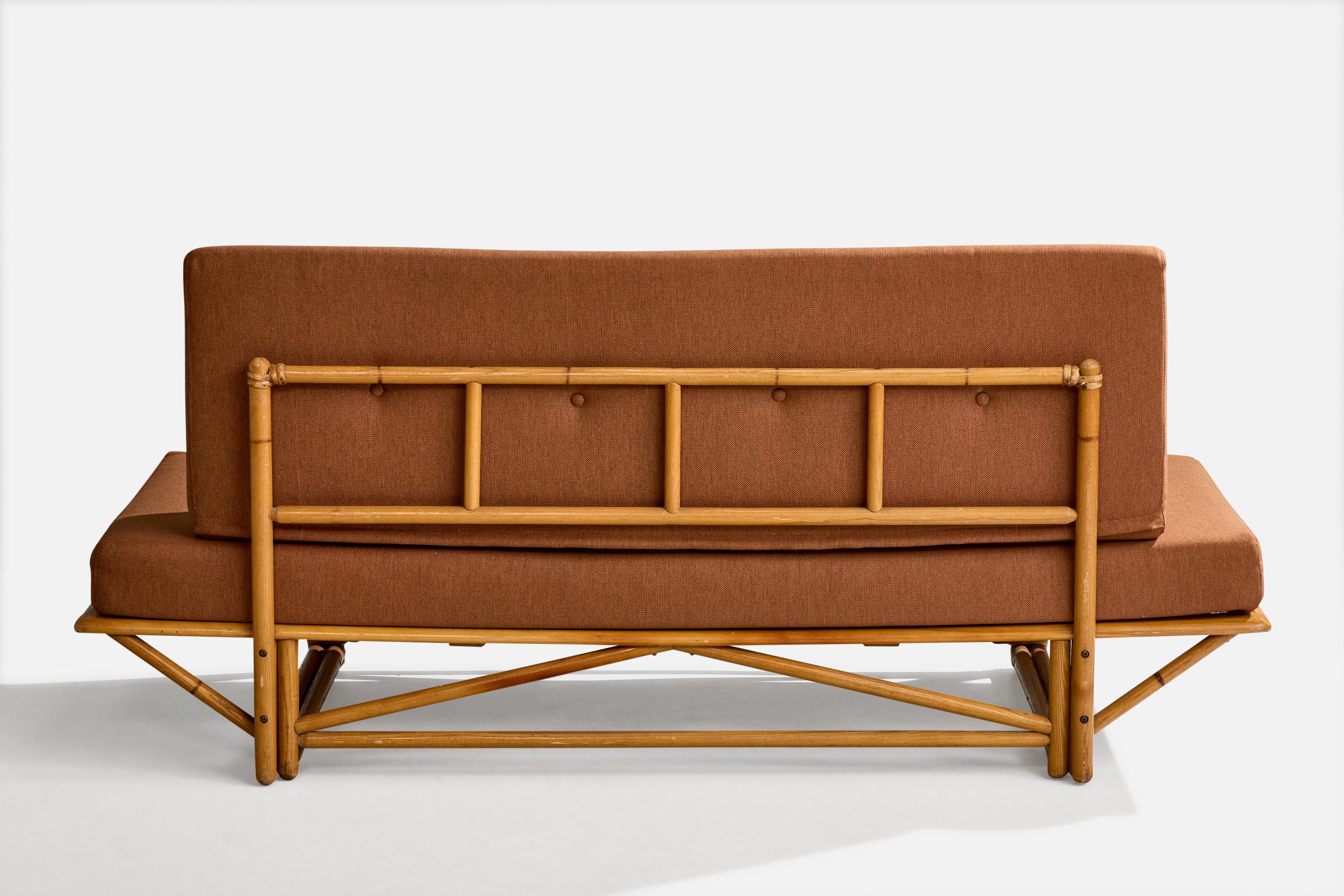 Heywood Wakefield, Sofa, Oak, Rattan, Velvet, USA, 1950s In Good Condition For Sale In High Point, NC