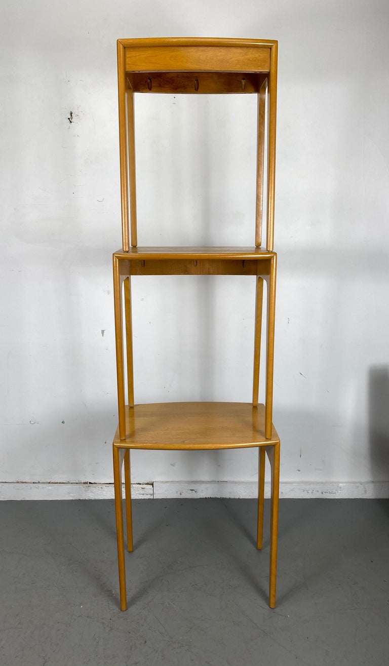 Heywood Wakefield Solid Birch MidCentury Modern Nesting Tables at 1stDibs