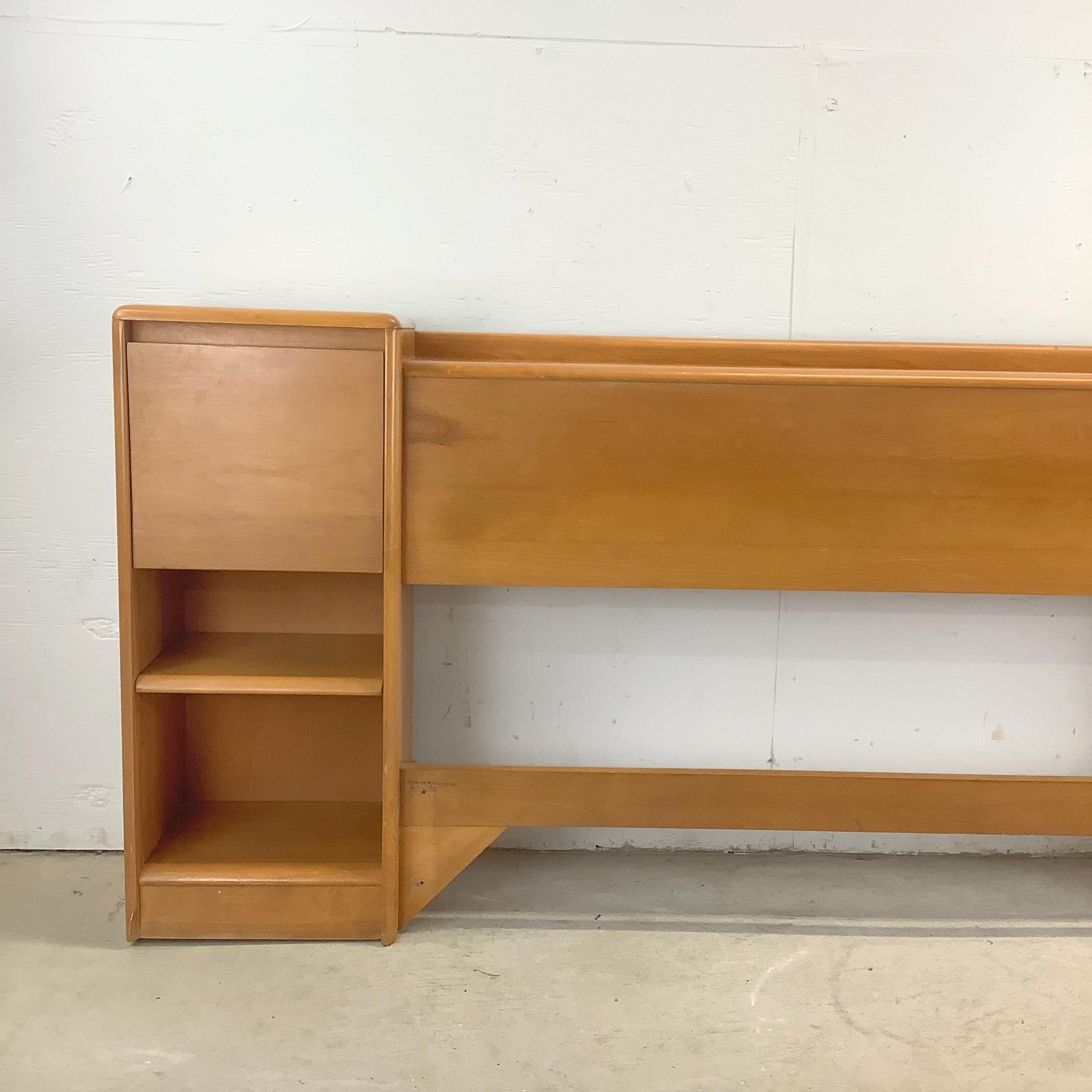 American Heywood-Wakefield Storage Headboard- Full For Sale