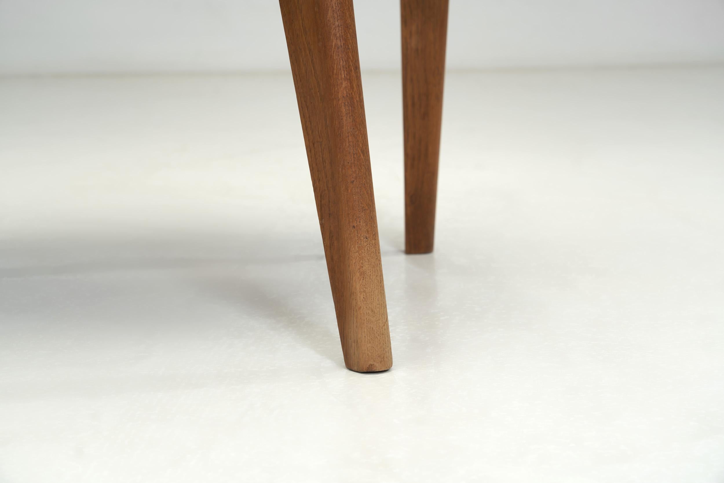 Sillón estilo Heywood Wakefield, Europa Primera mitad del siglo XX en venta 9